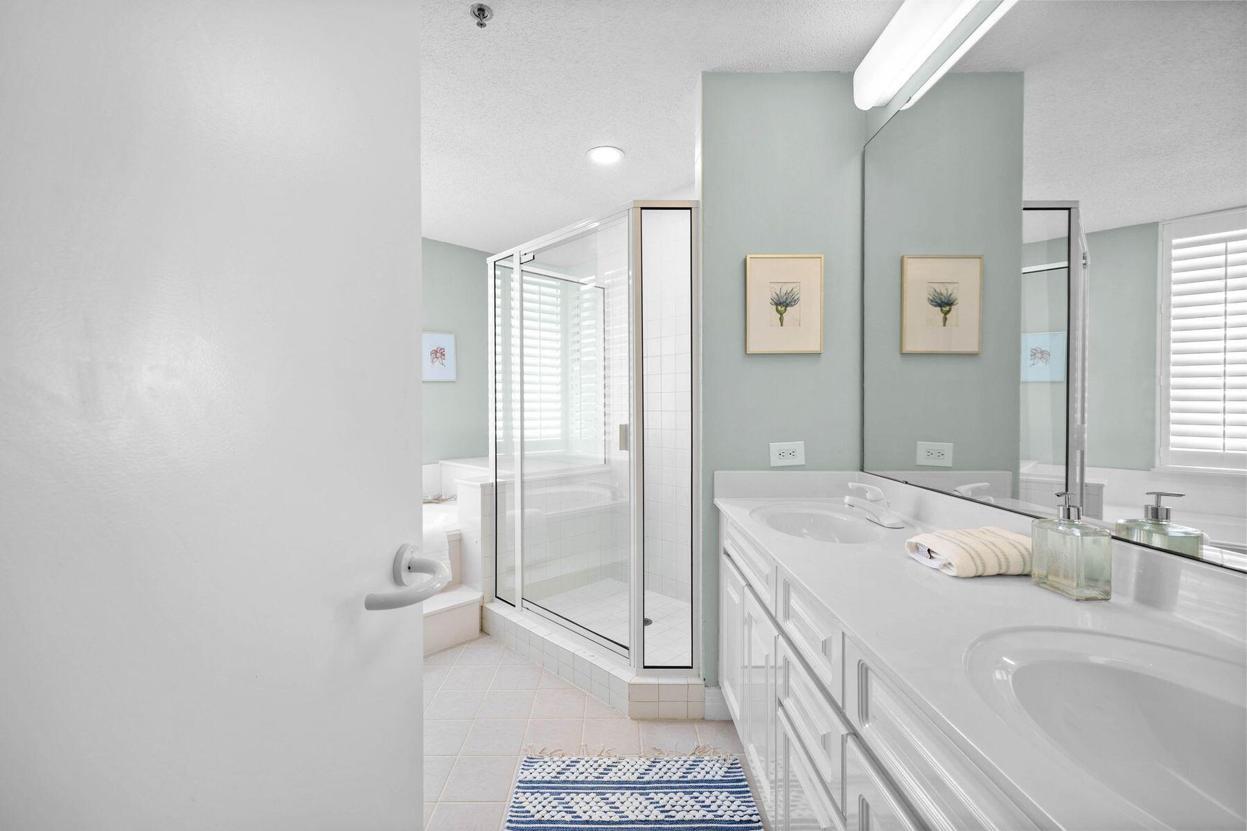 BEACH COLONY RESORT - Residential