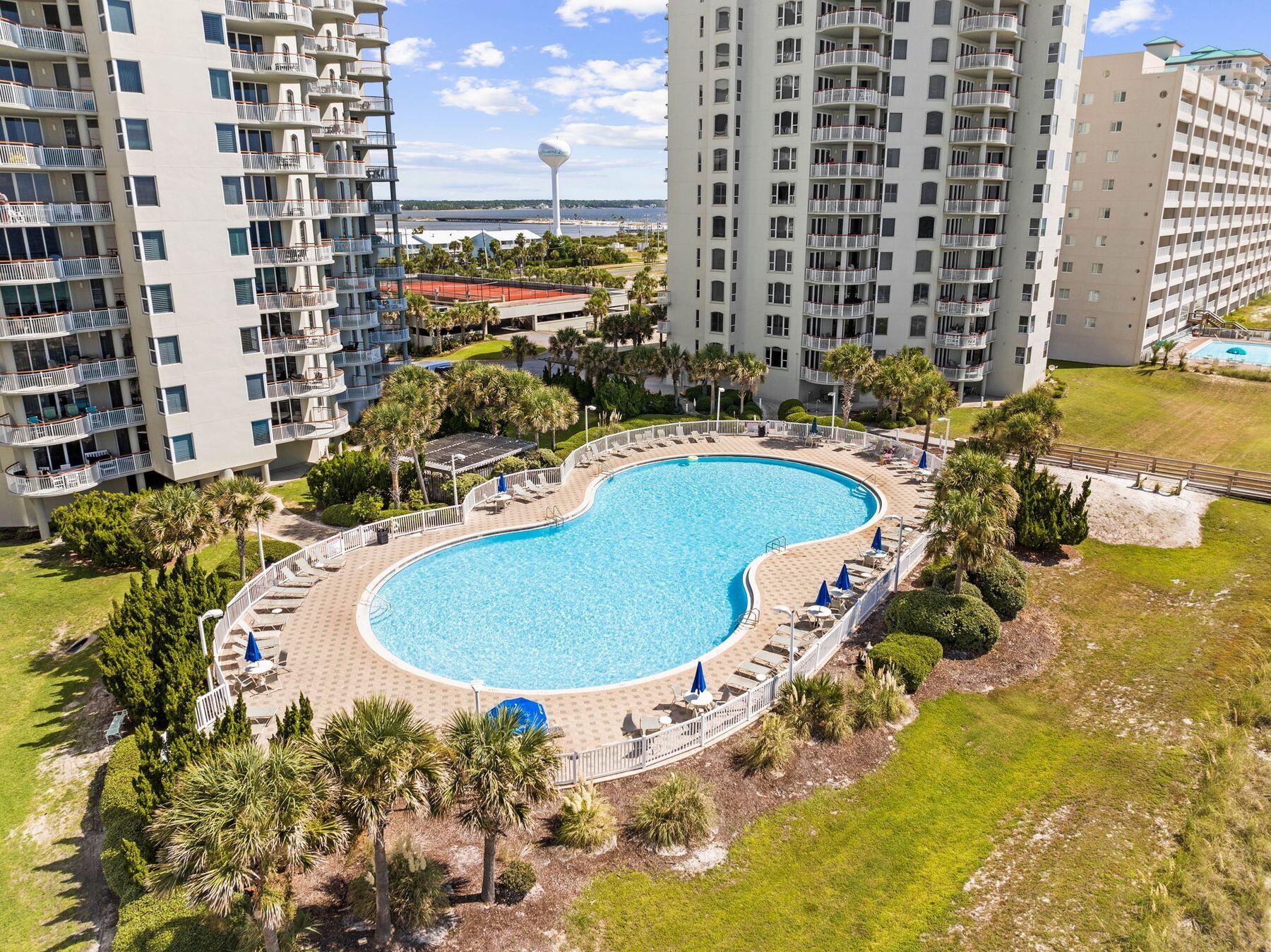 BEACH COLONY RESORT - Residential