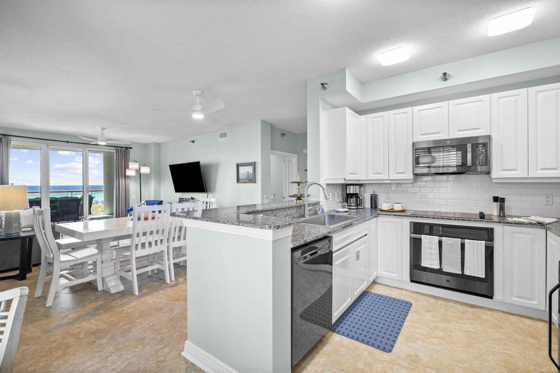 BEACH COLONY RESORT - Residential