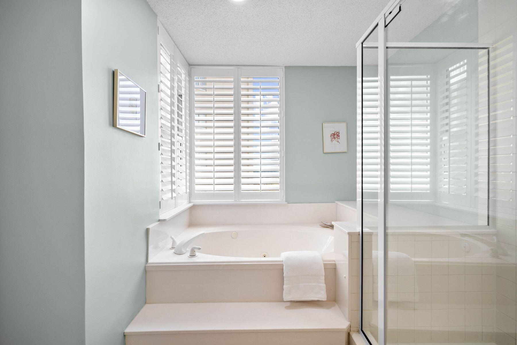 BEACH COLONY RESORT - Residential