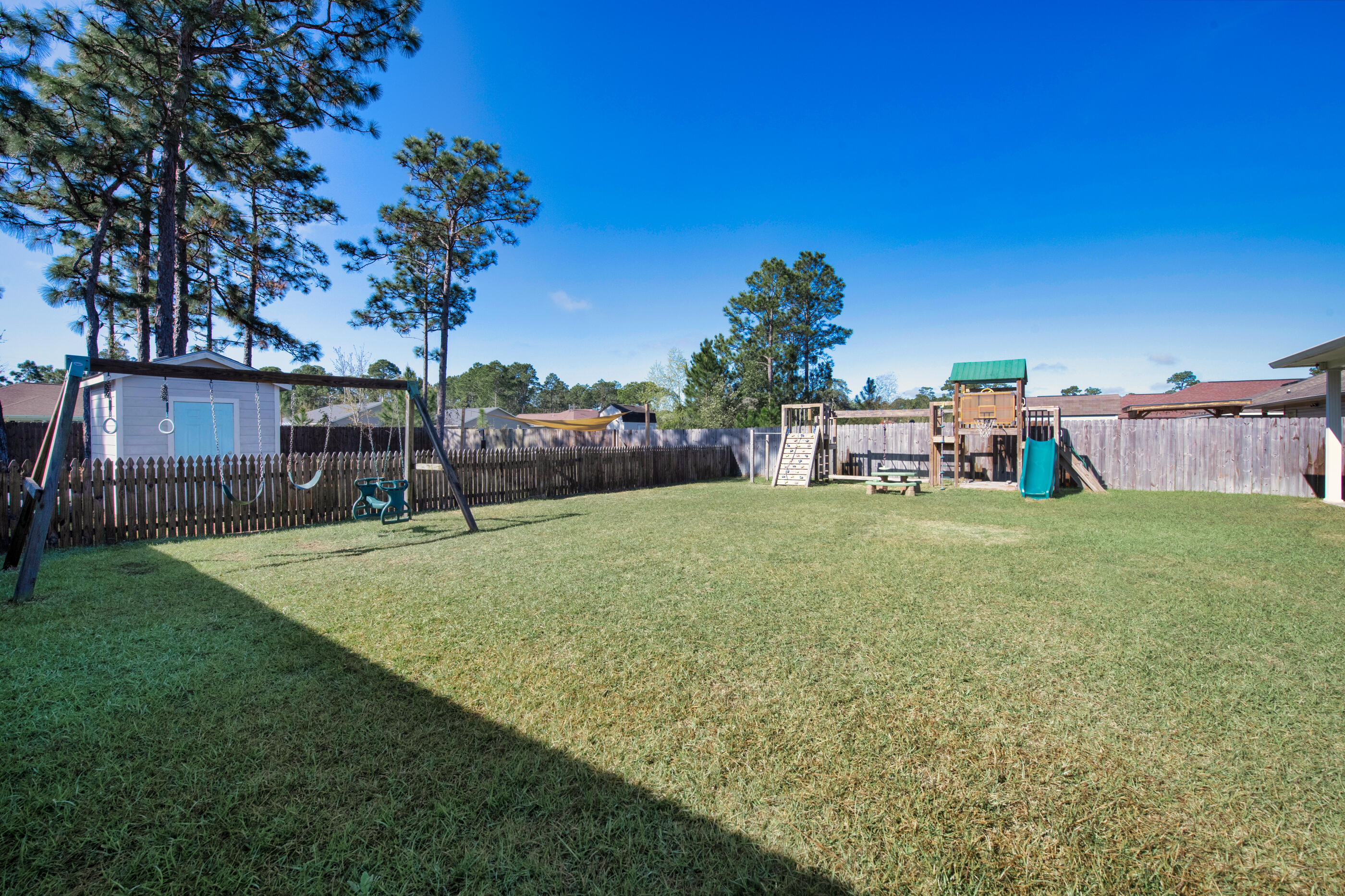 NAVARRE S/D 2ND ADDN - Residential