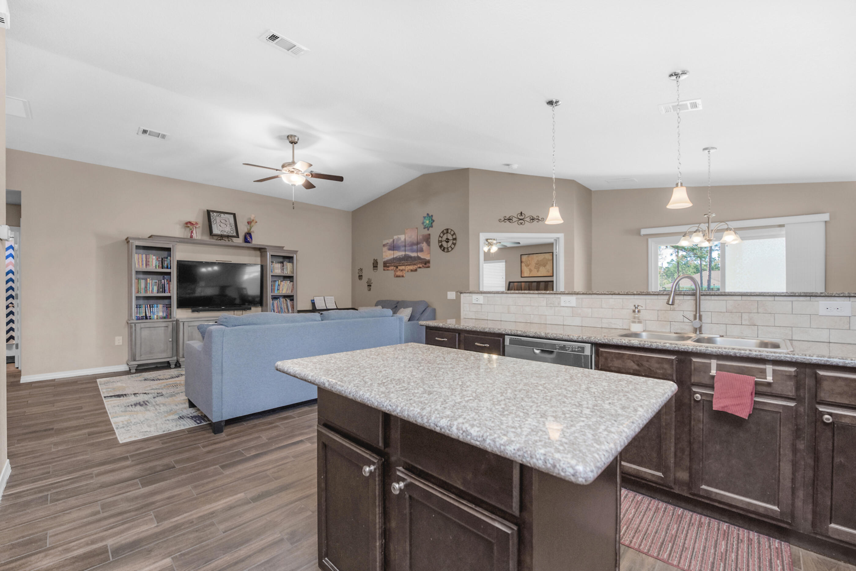 NAVARRE S/D 2ND ADDN - Residential