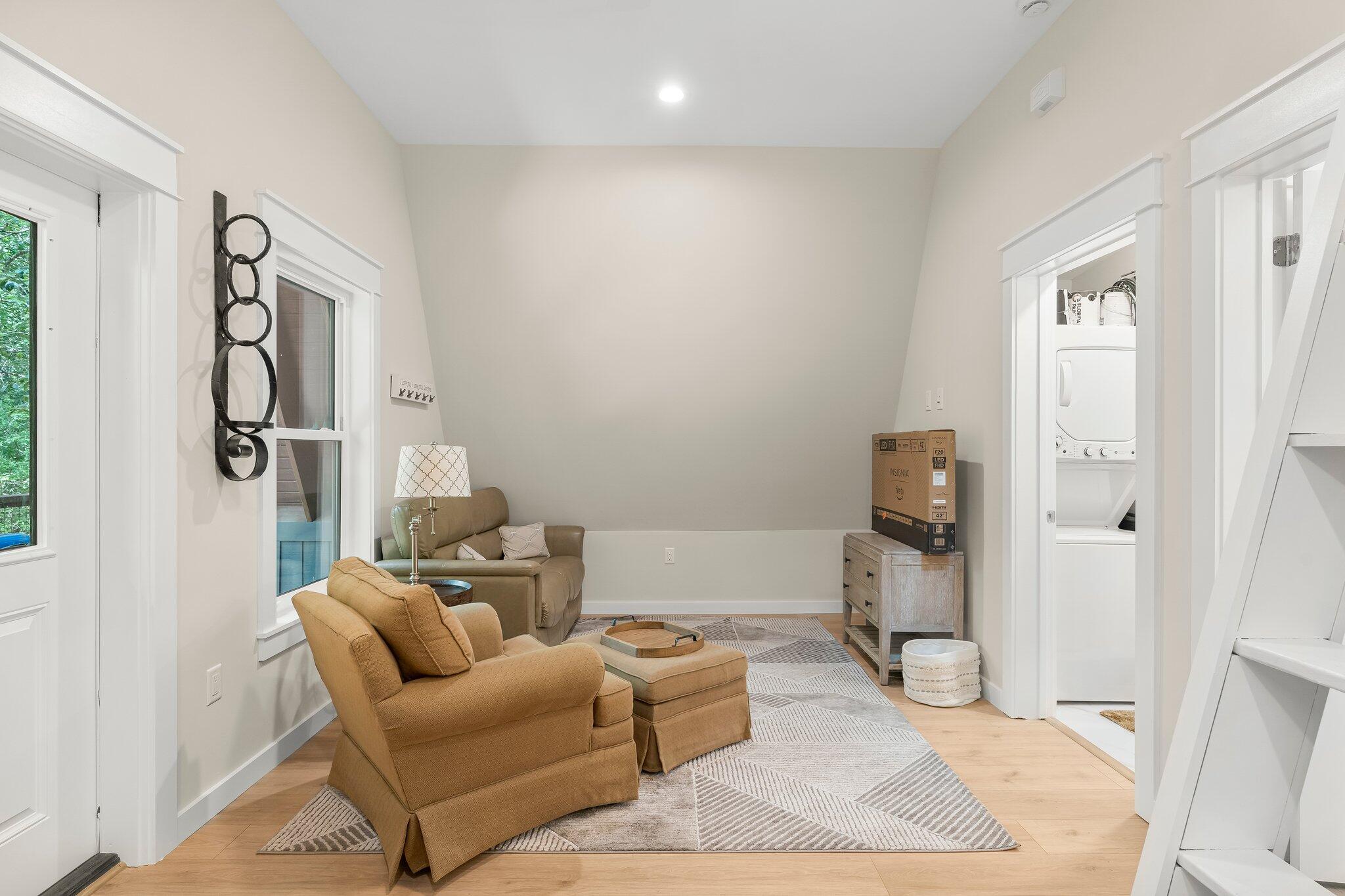 COWFORD - Residential Lease