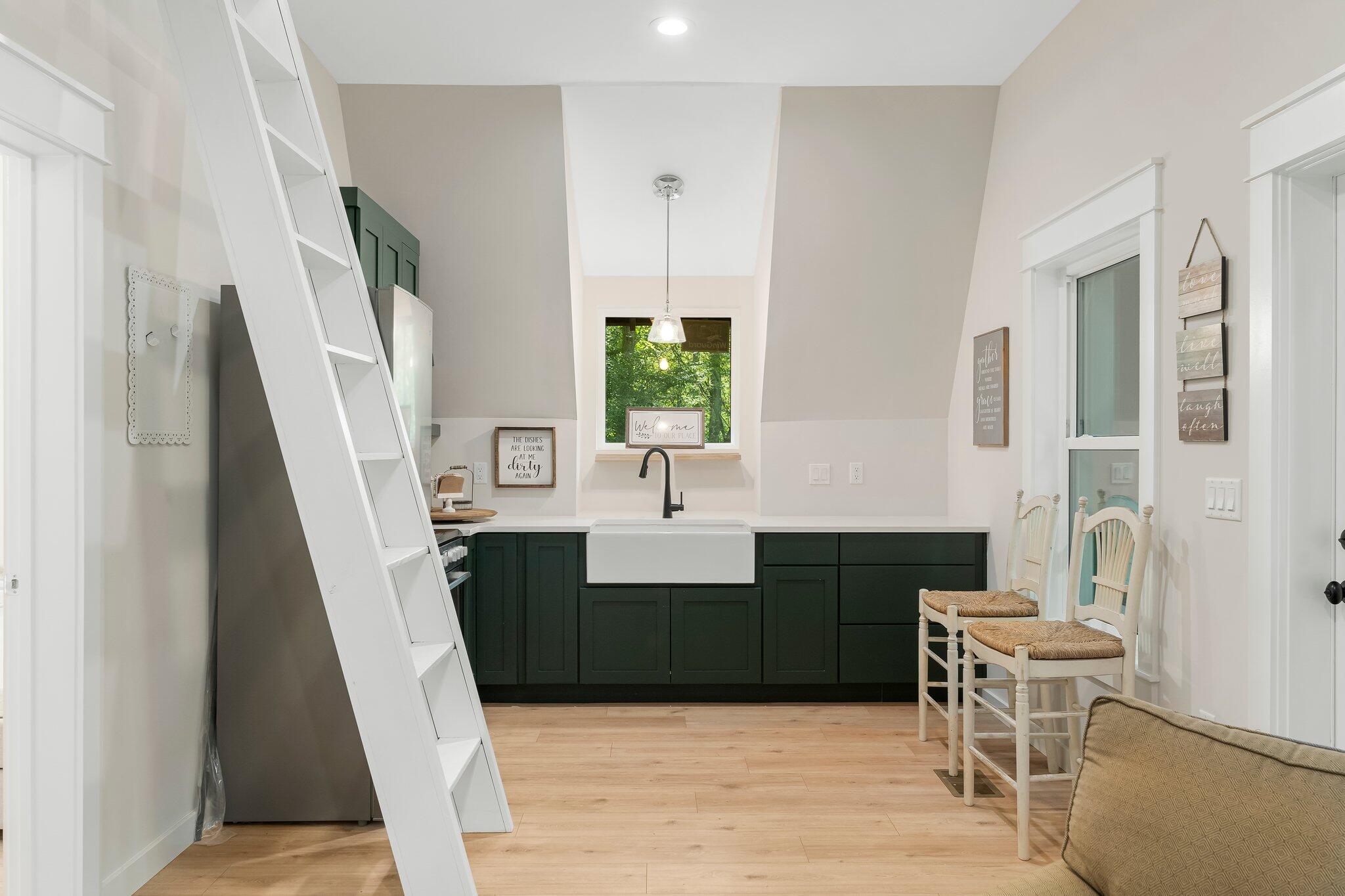 COWFORD - Residential Lease