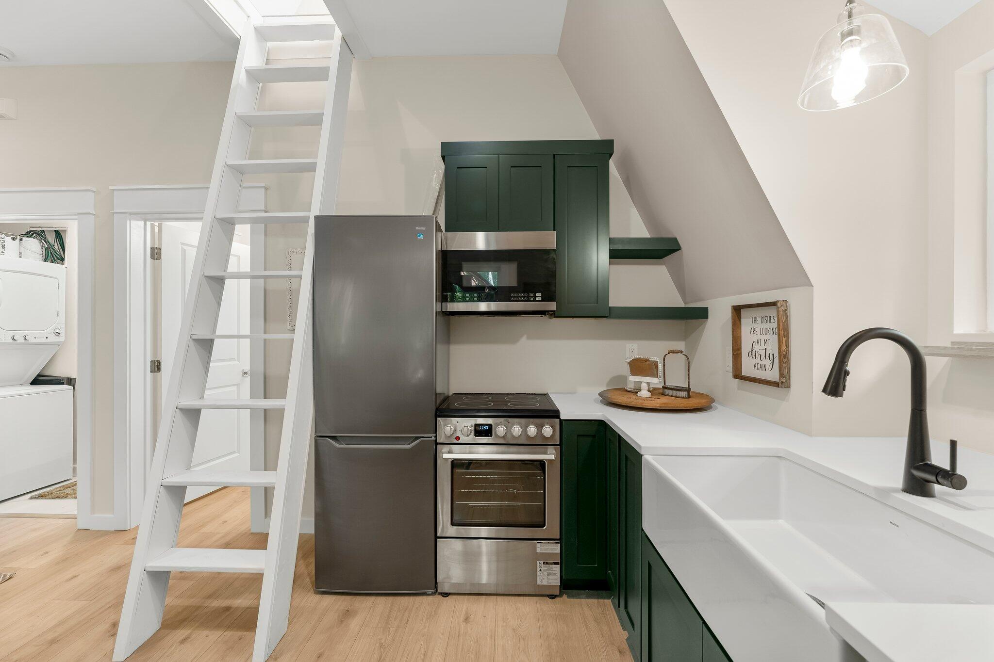 COWFORD - Residential Lease