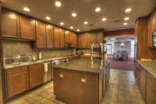 EL MATADOR CONDO - Residential