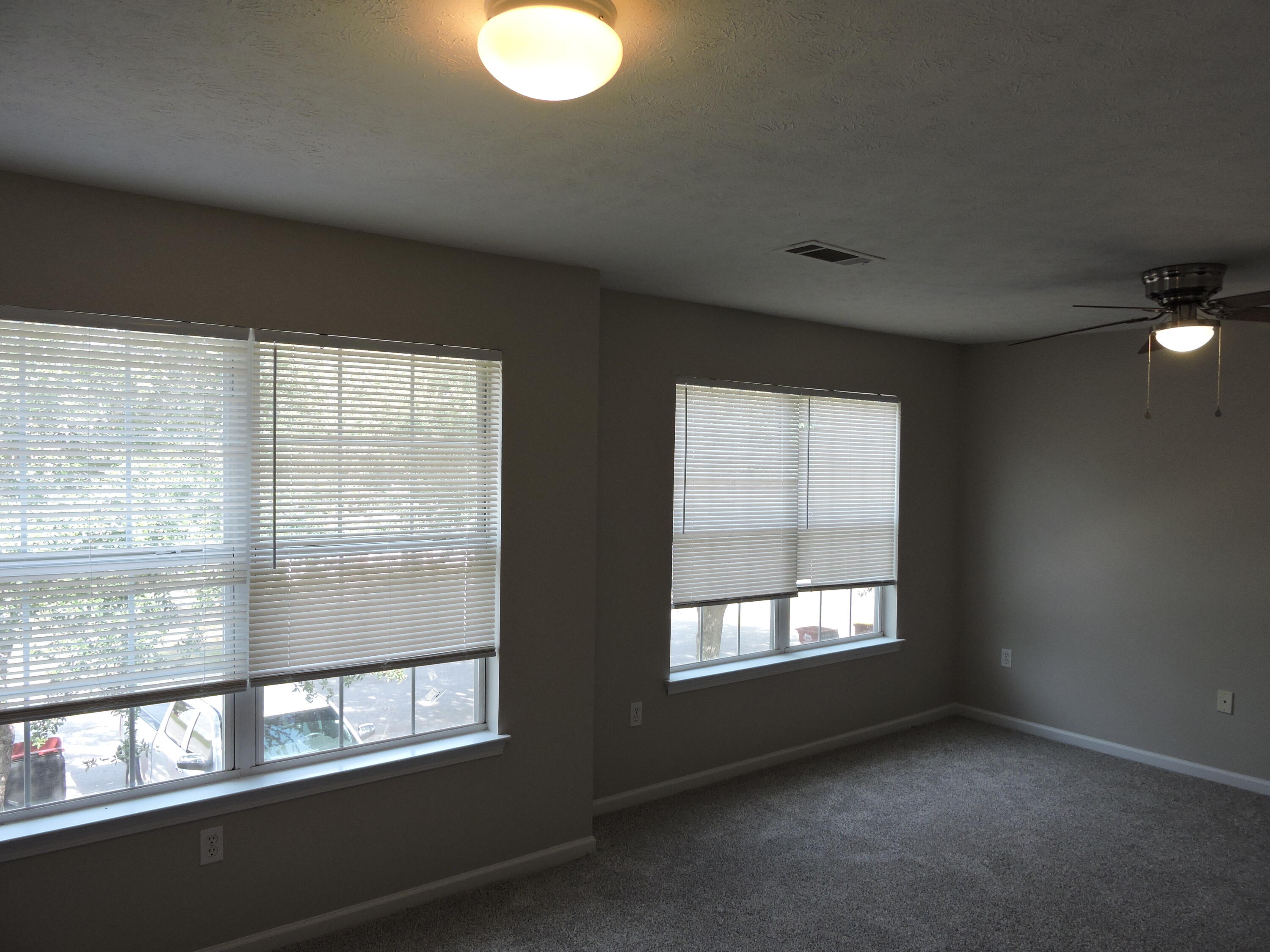 ROLLING PINES - Residential Lease
