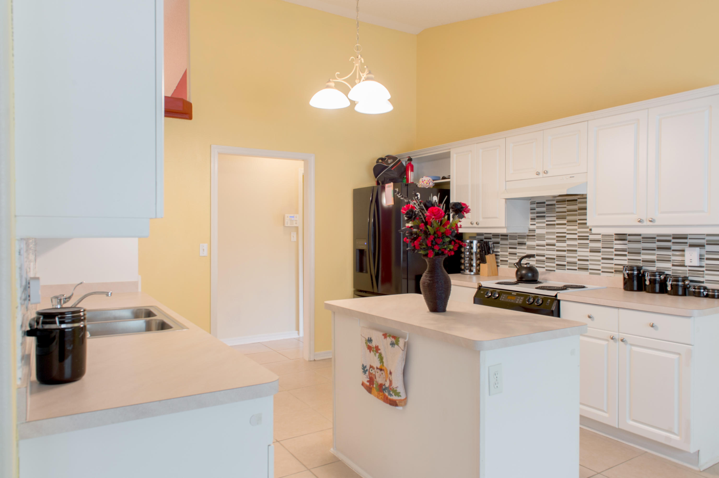 HIDDEN ESTATES - Residential