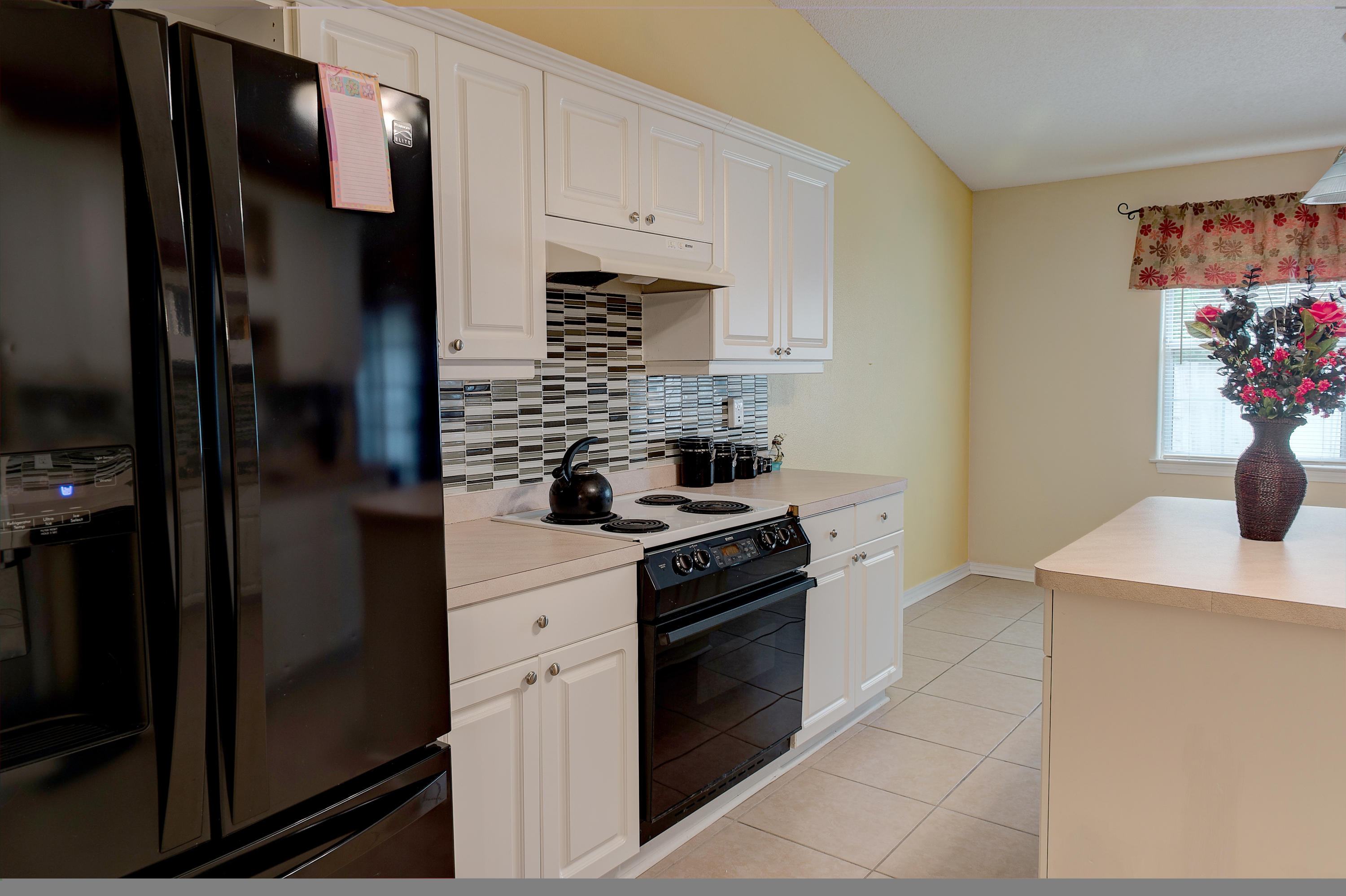 HIDDEN ESTATES - Residential