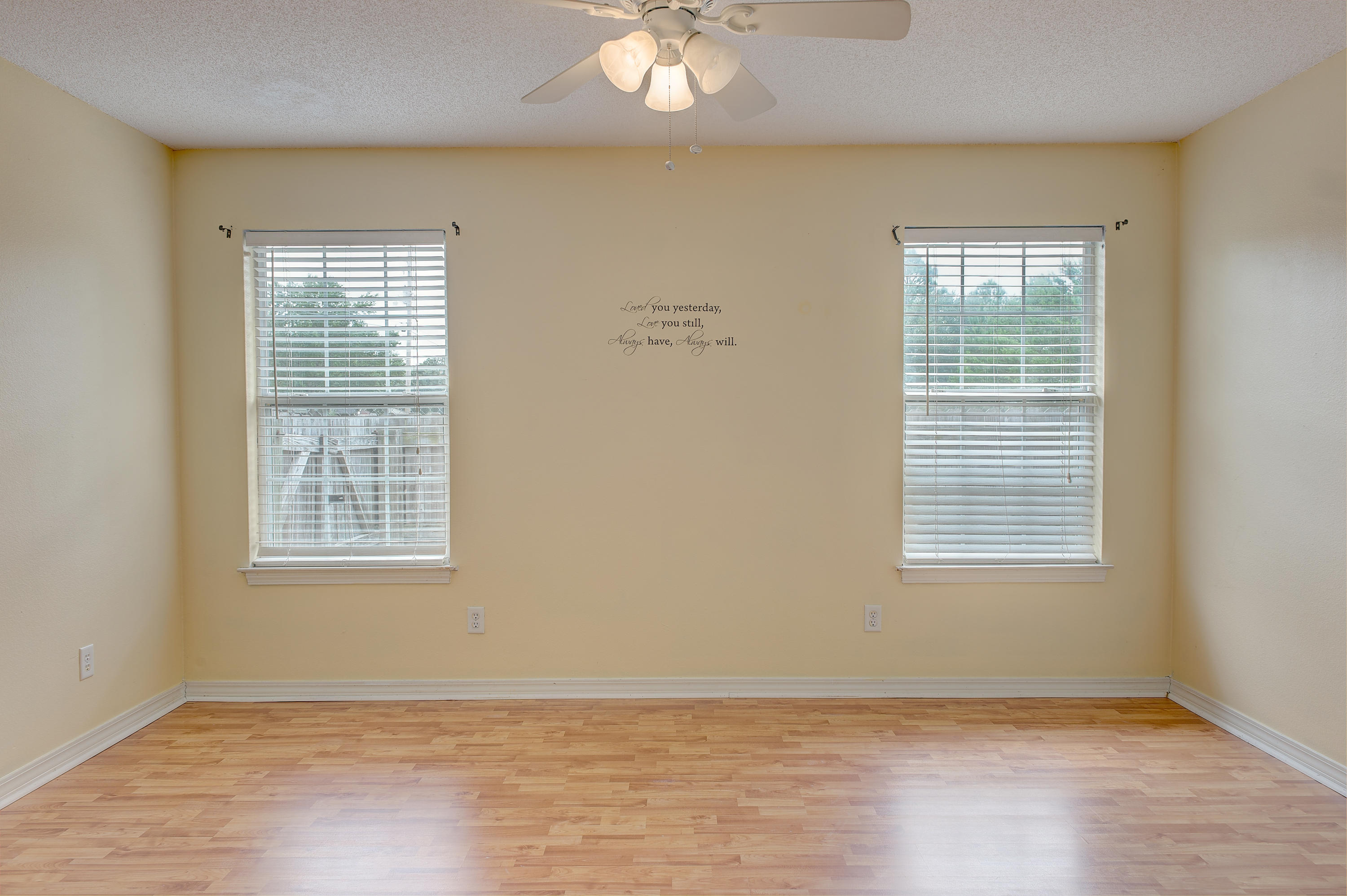 HIDDEN ESTATES - Residential