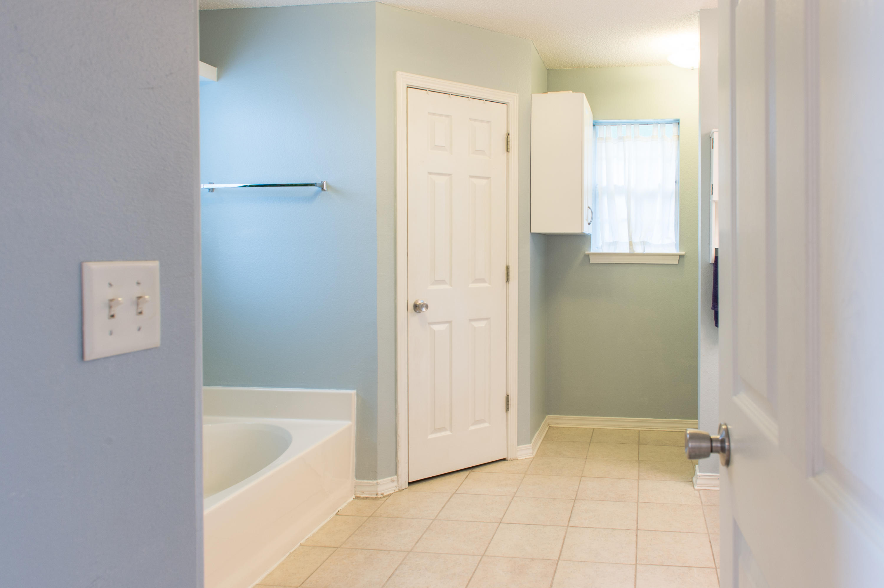 HIDDEN ESTATES - Residential