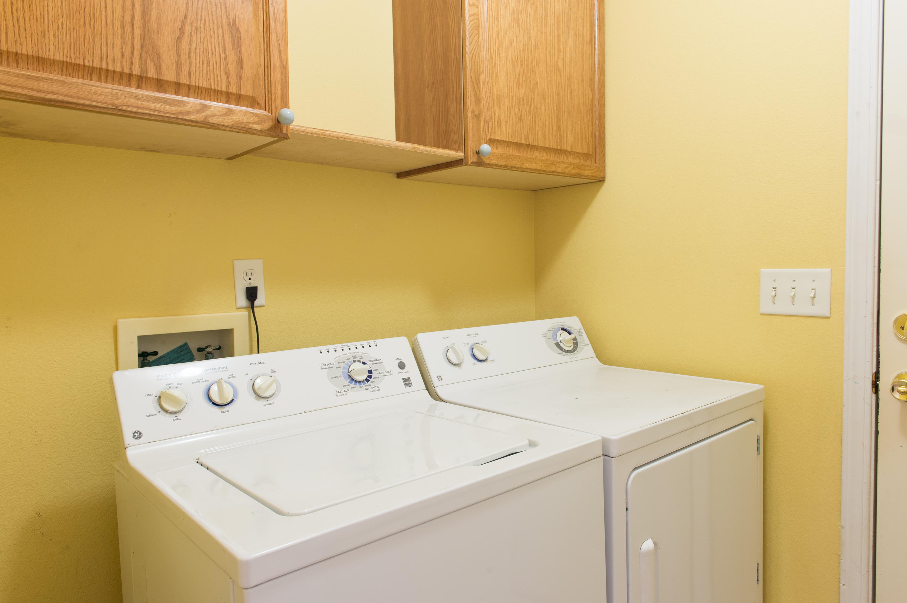 HIDDEN ESTATES - Residential