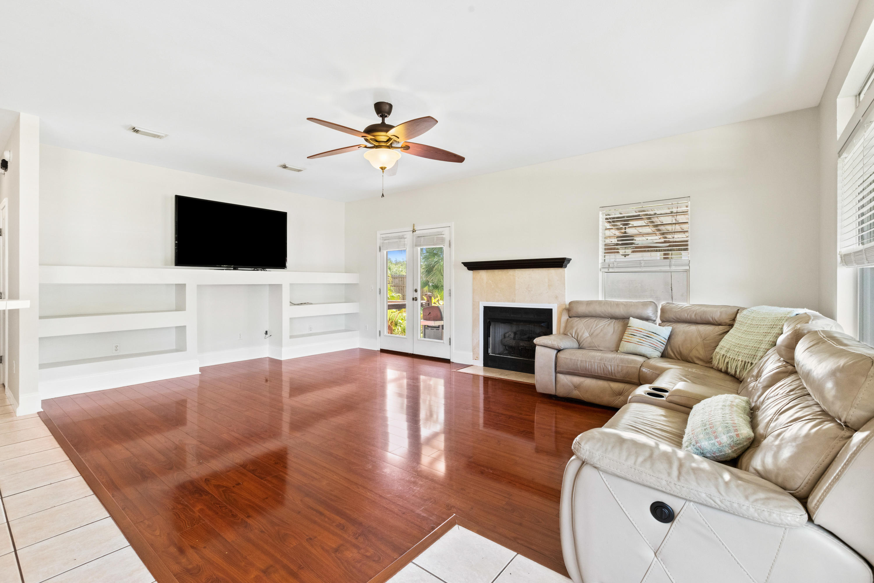 LYNDELL PLANTATION S/D - Residential