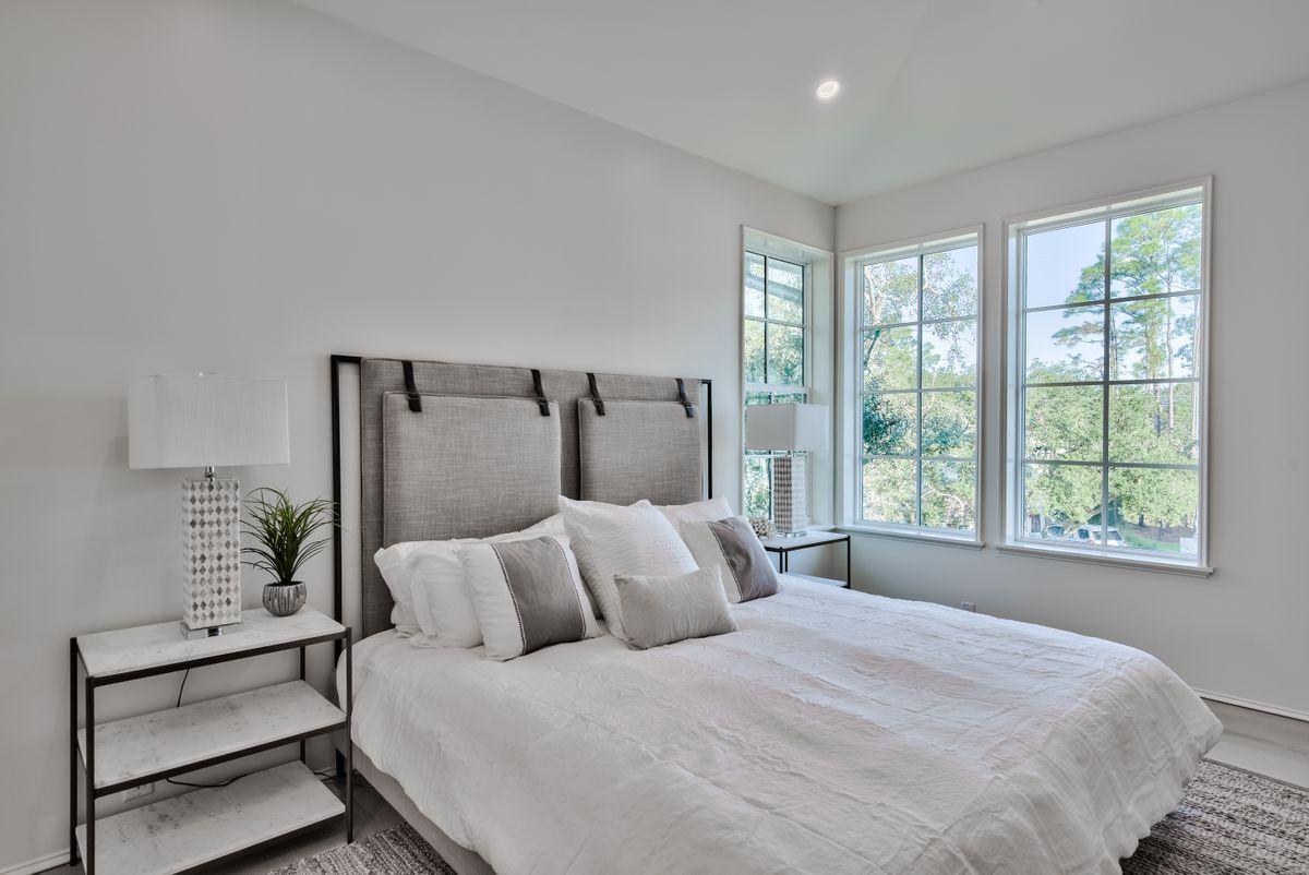 LAKEWOOD OF SEAGROVE BEACH - Residential