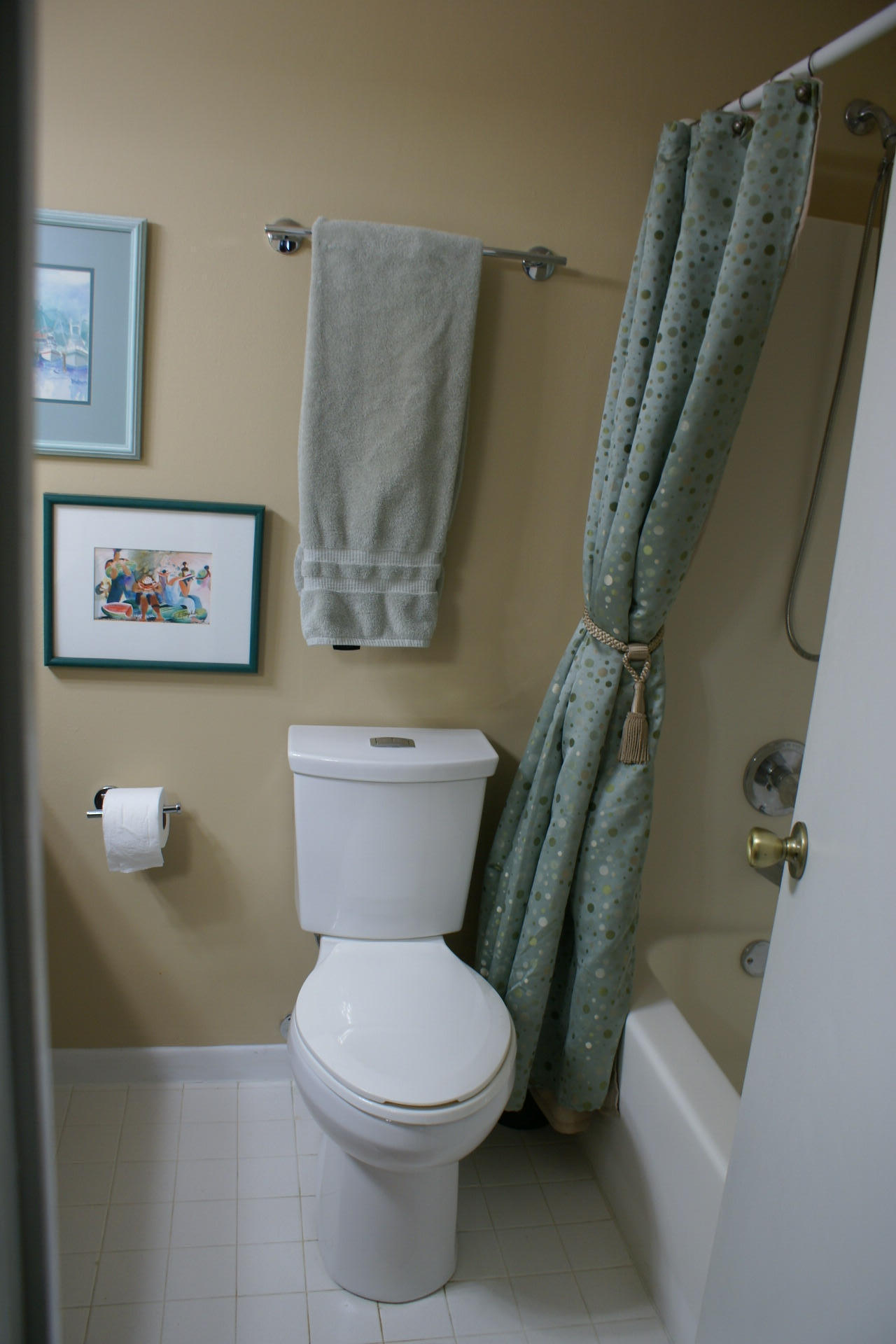 ROYAL OAK VILLAGE III-B - Residential