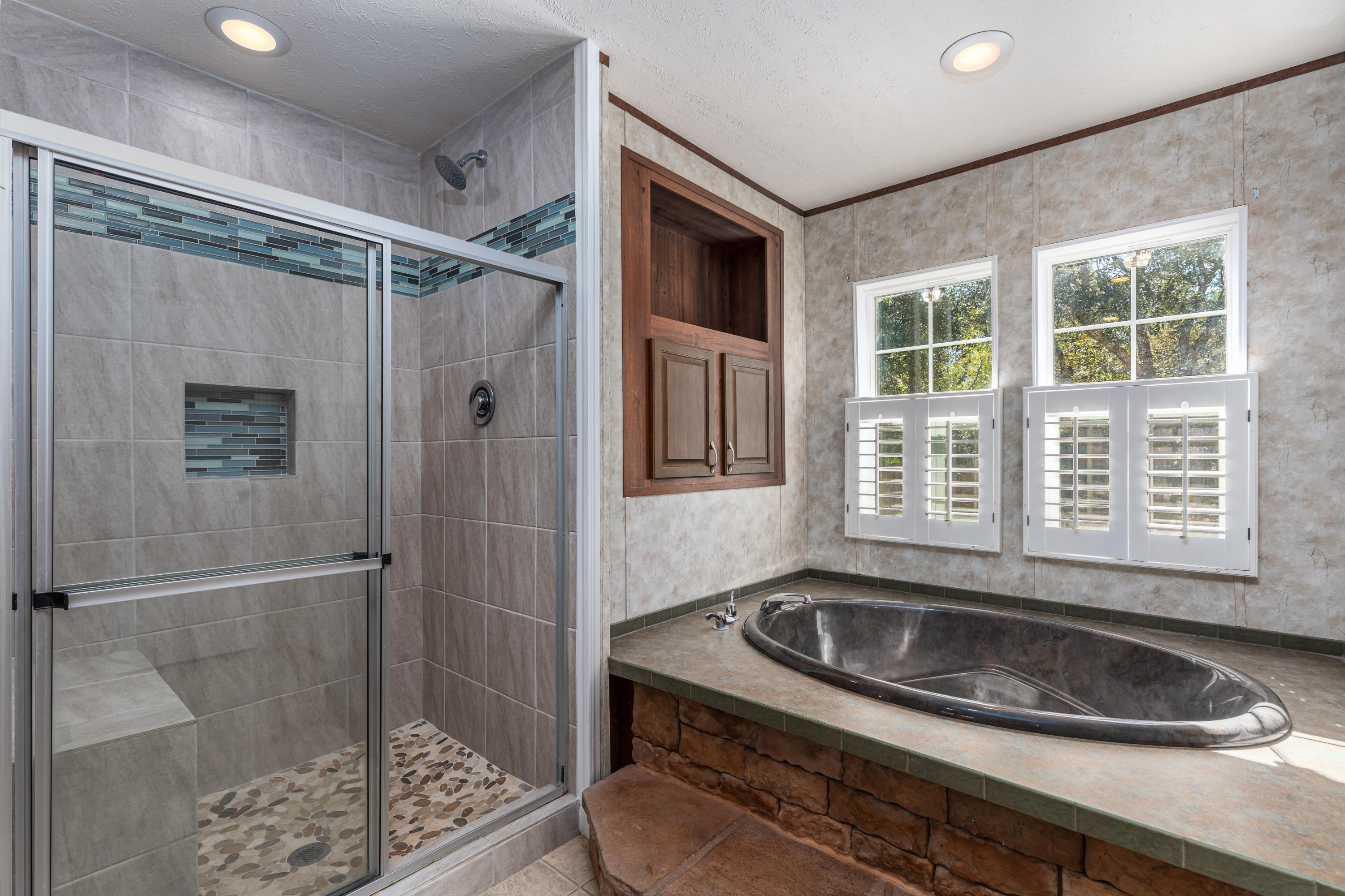 Holley/Navarre - Residential