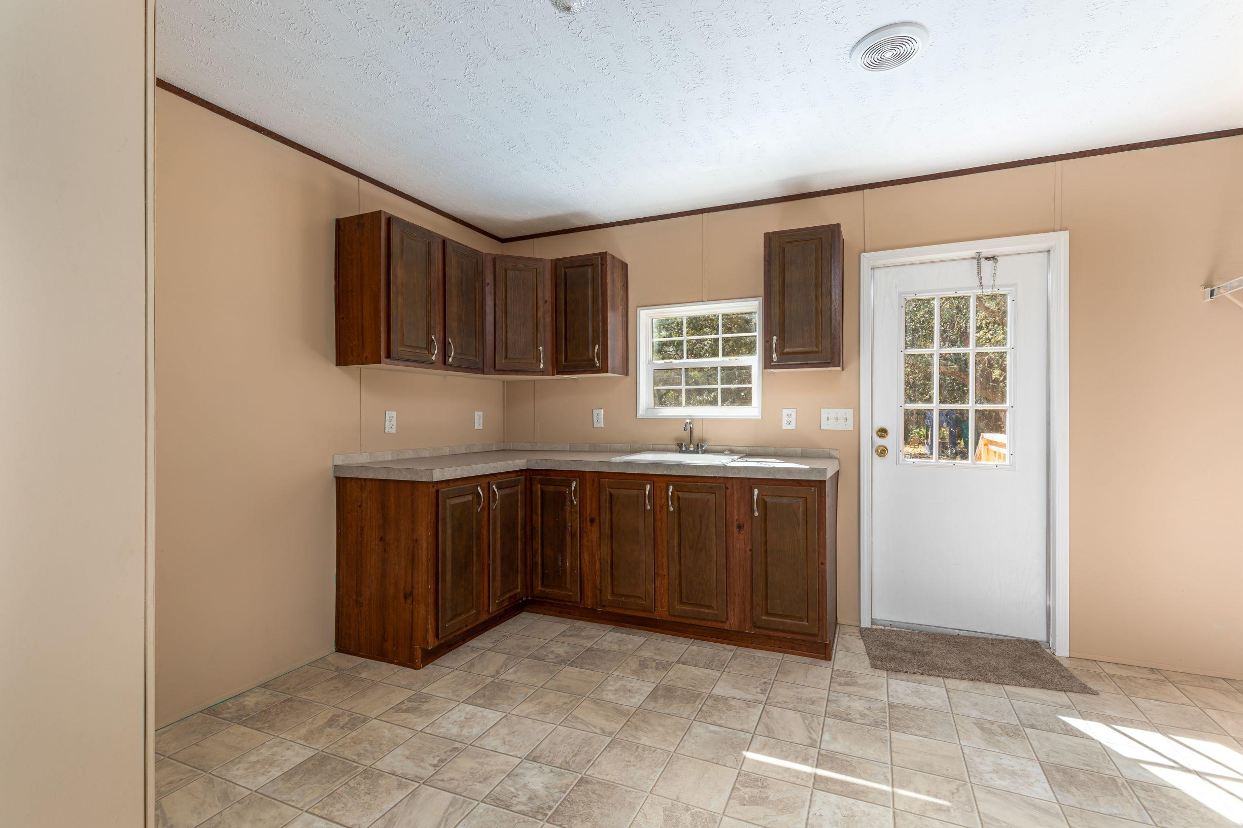 Holley/Navarre - Residential