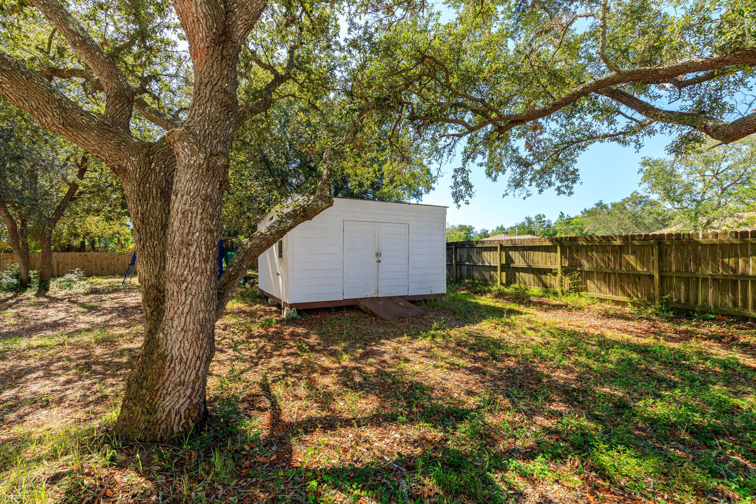 Holley/Navarre - Residential