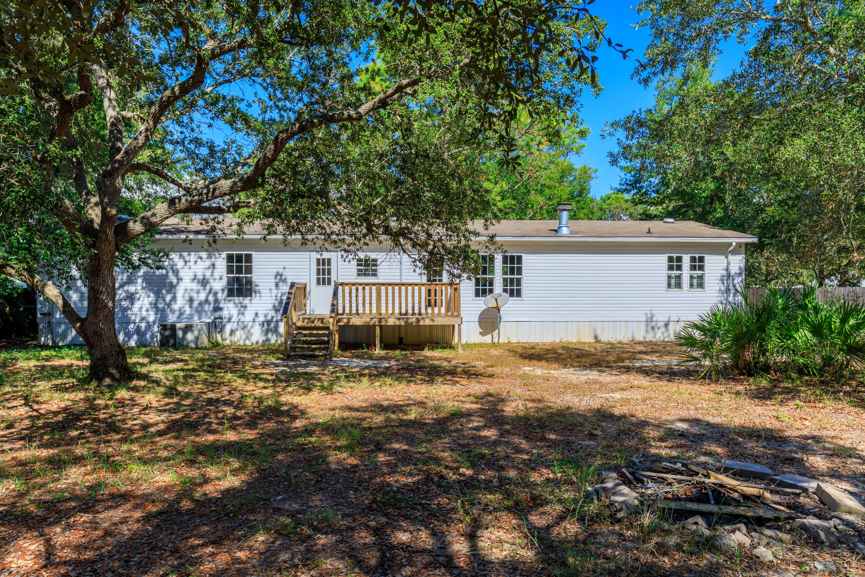 Holley/Navarre - Residential