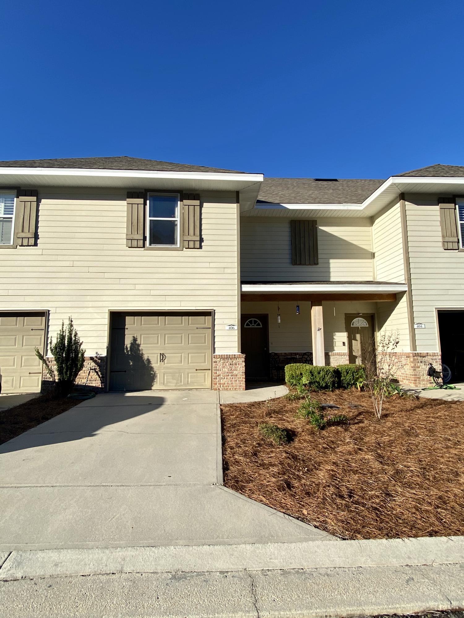 ARBOR LAKE - Residential