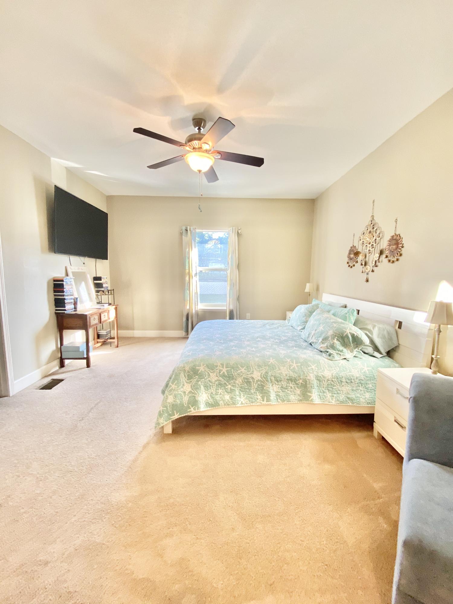 ARBOR LAKE - Residential