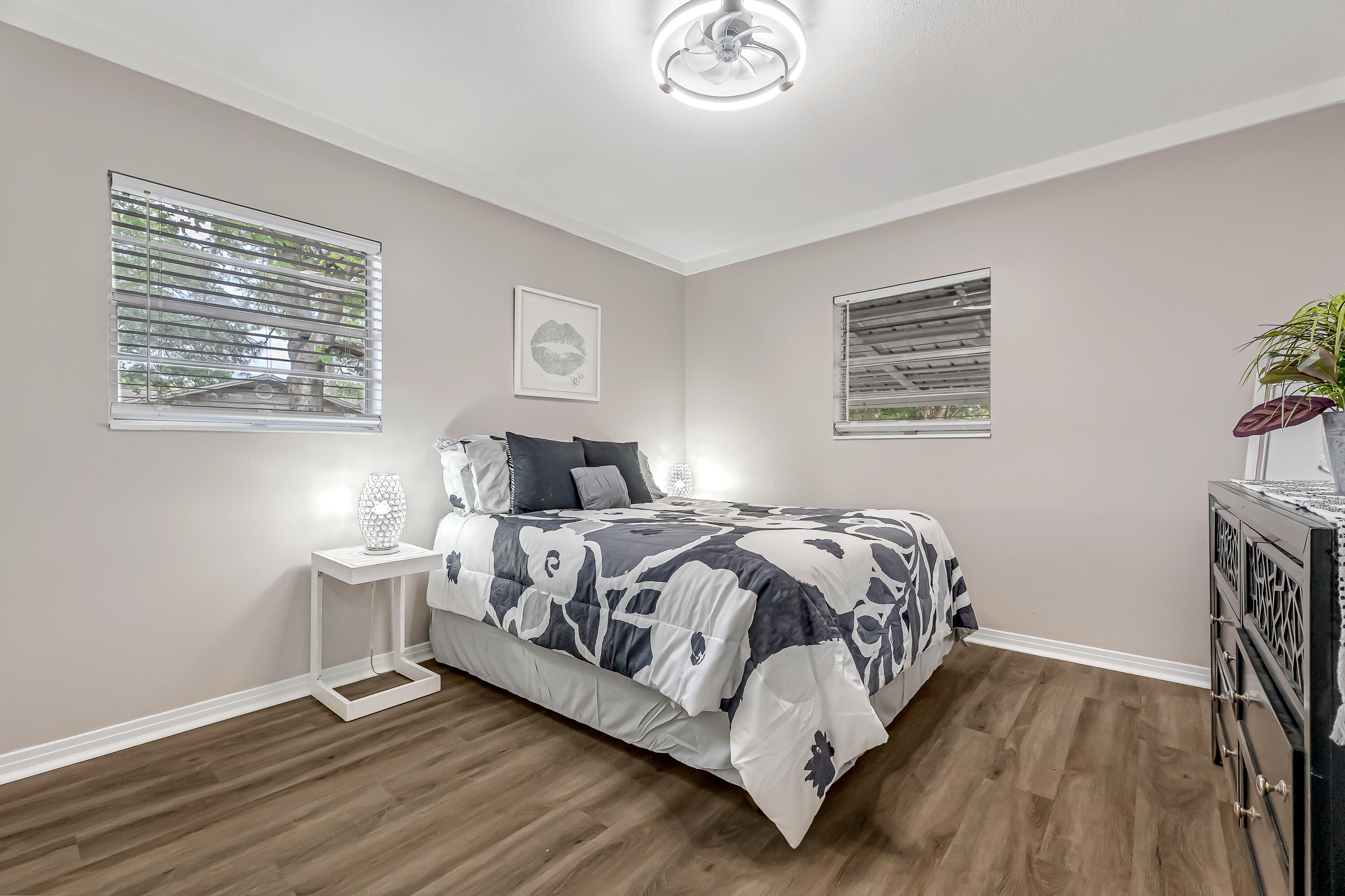 OAKLAND HEIGHTS - Residential