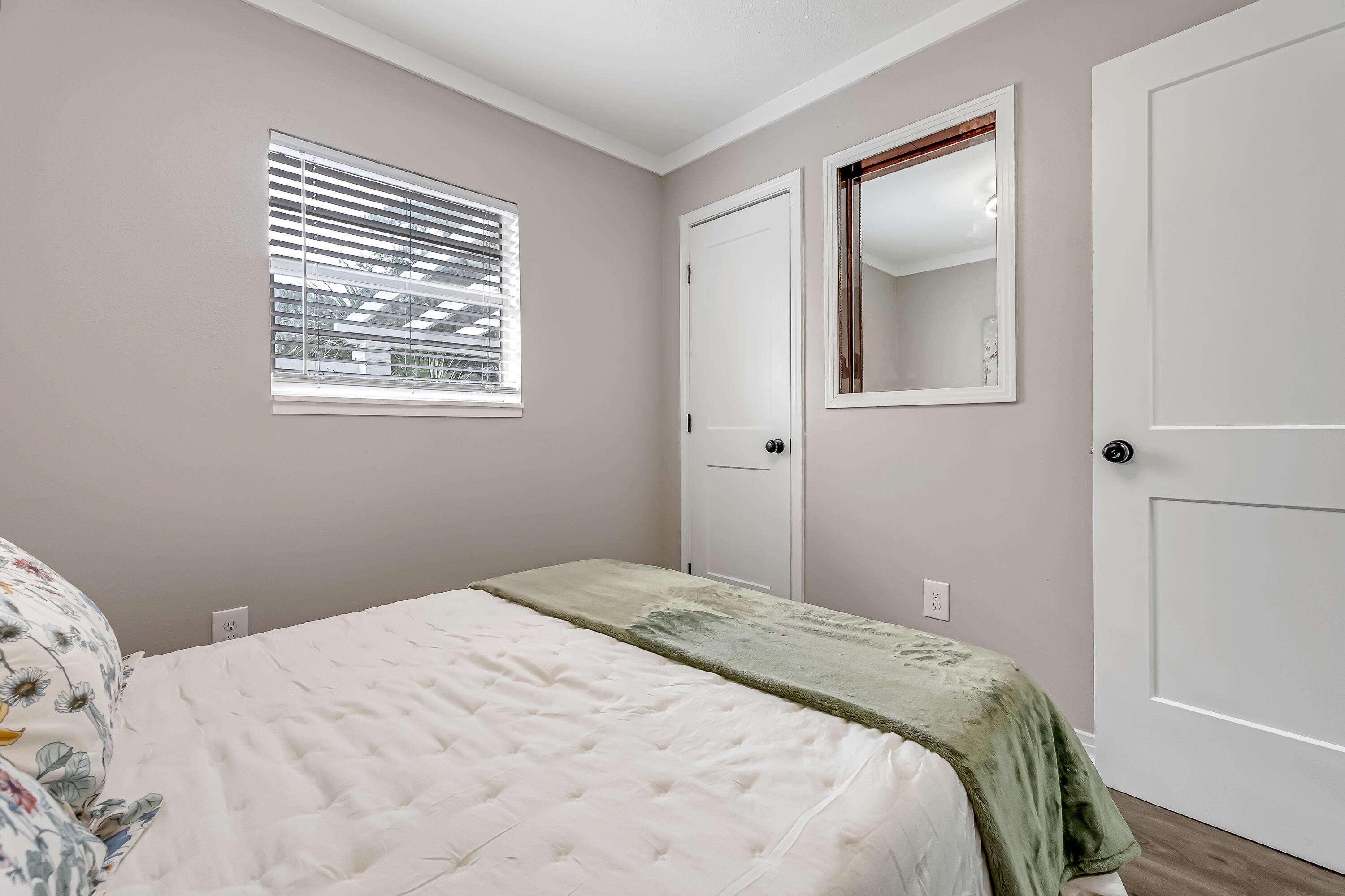 OAKLAND HEIGHTS - Residential