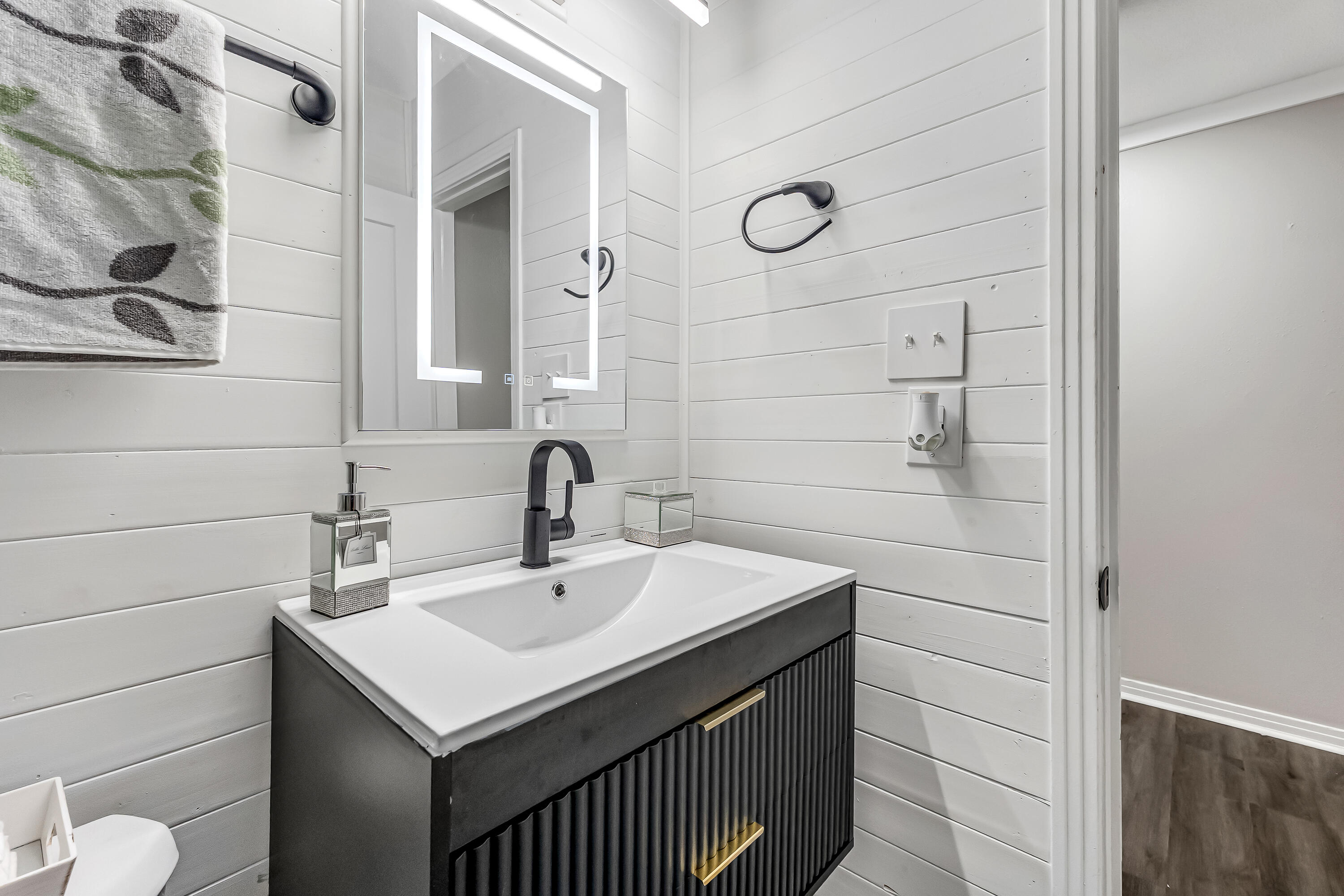 OAKLAND HEIGHTS - Residential