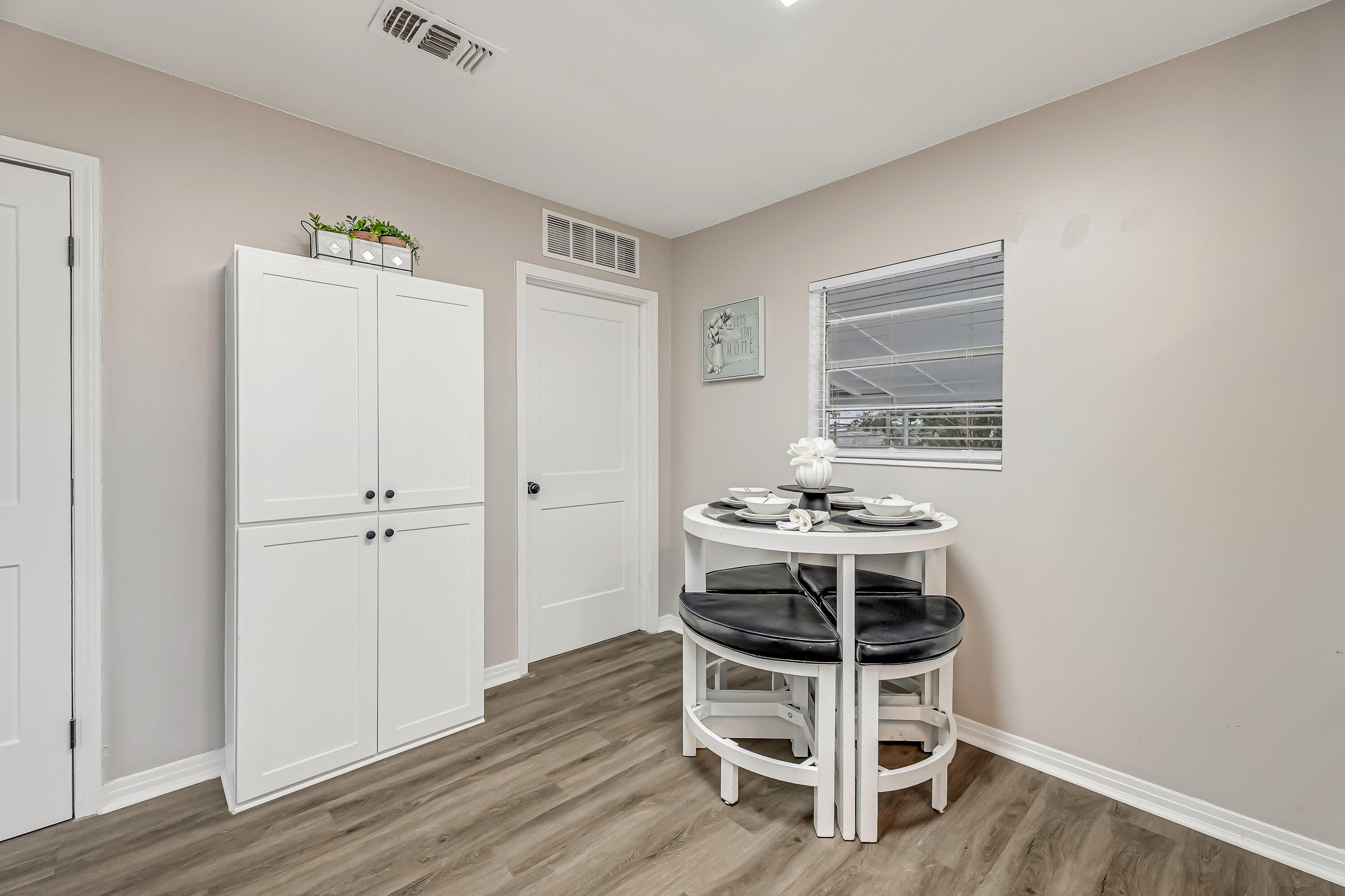 OAKLAND HEIGHTS - Residential