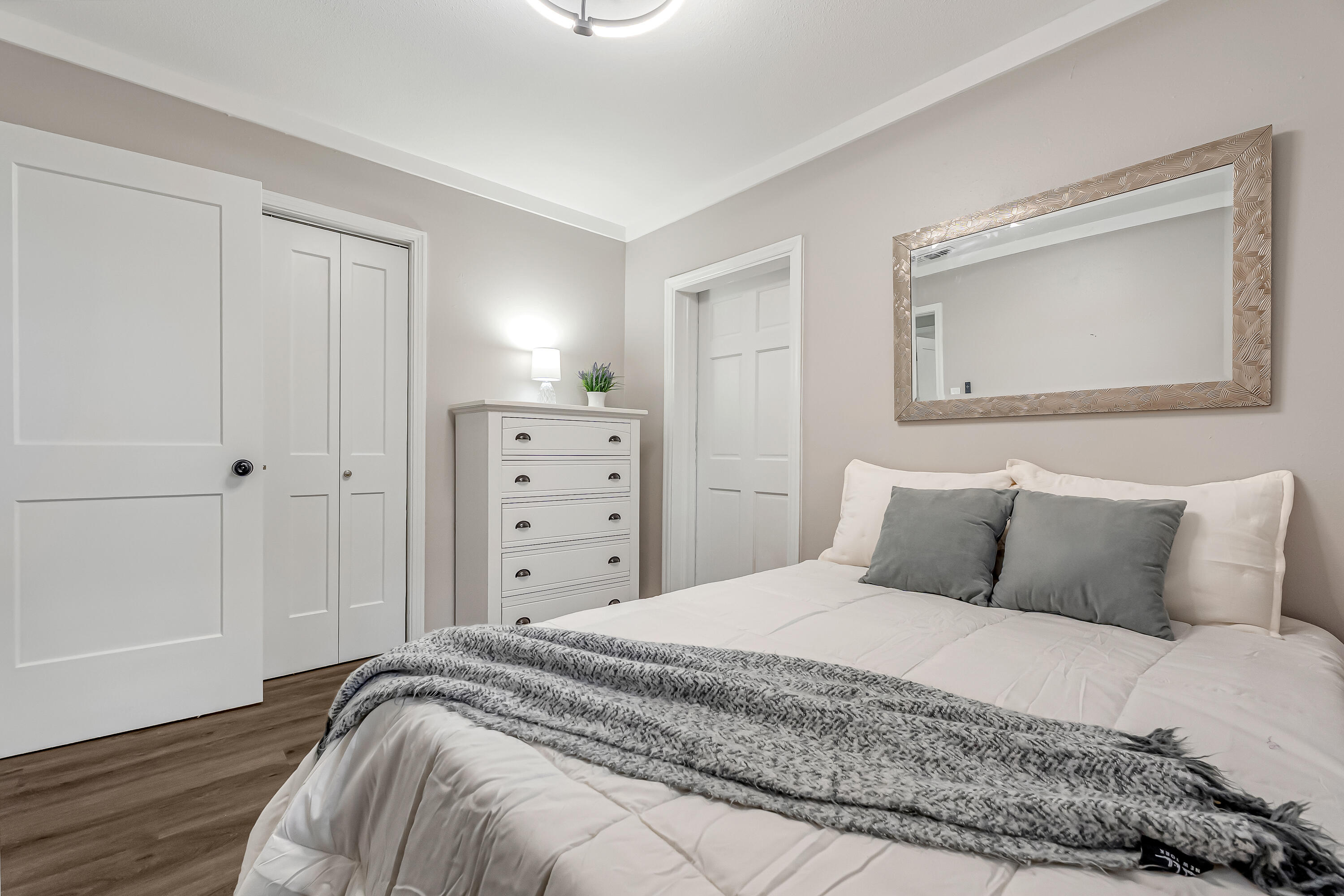 OAKLAND HEIGHTS - Residential