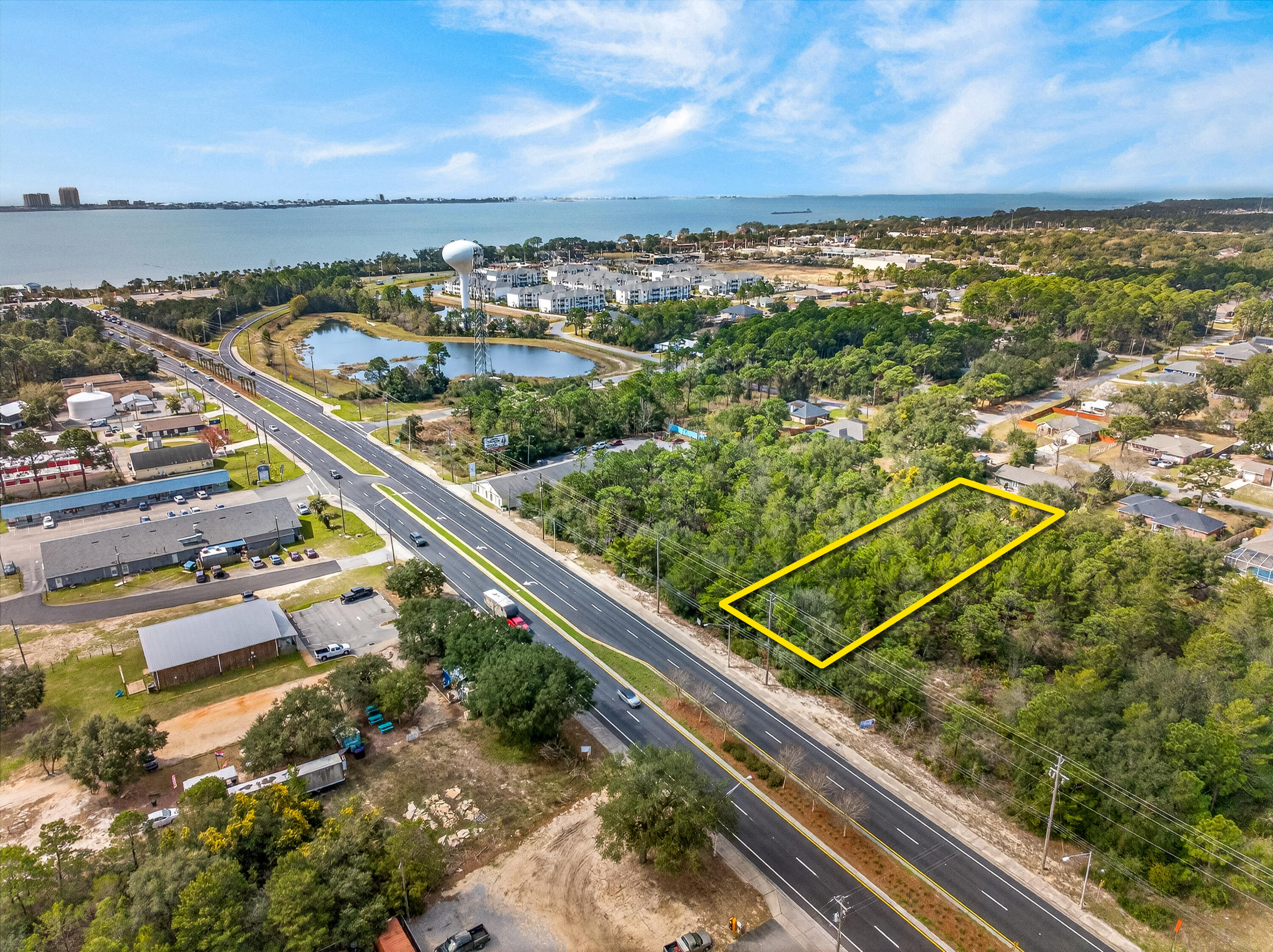 METES & BOUNDS - Land