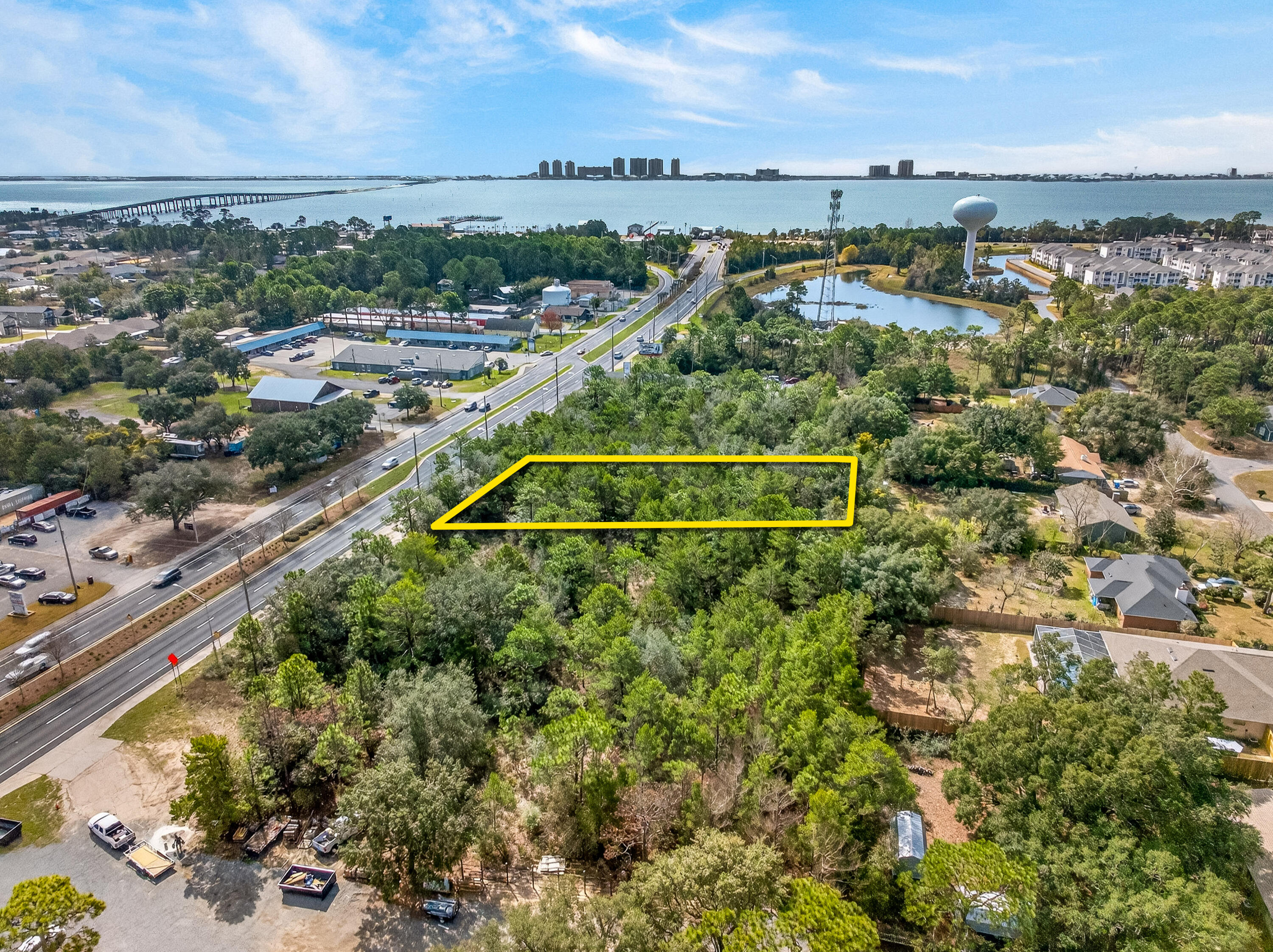 METES & BOUNDS - Land