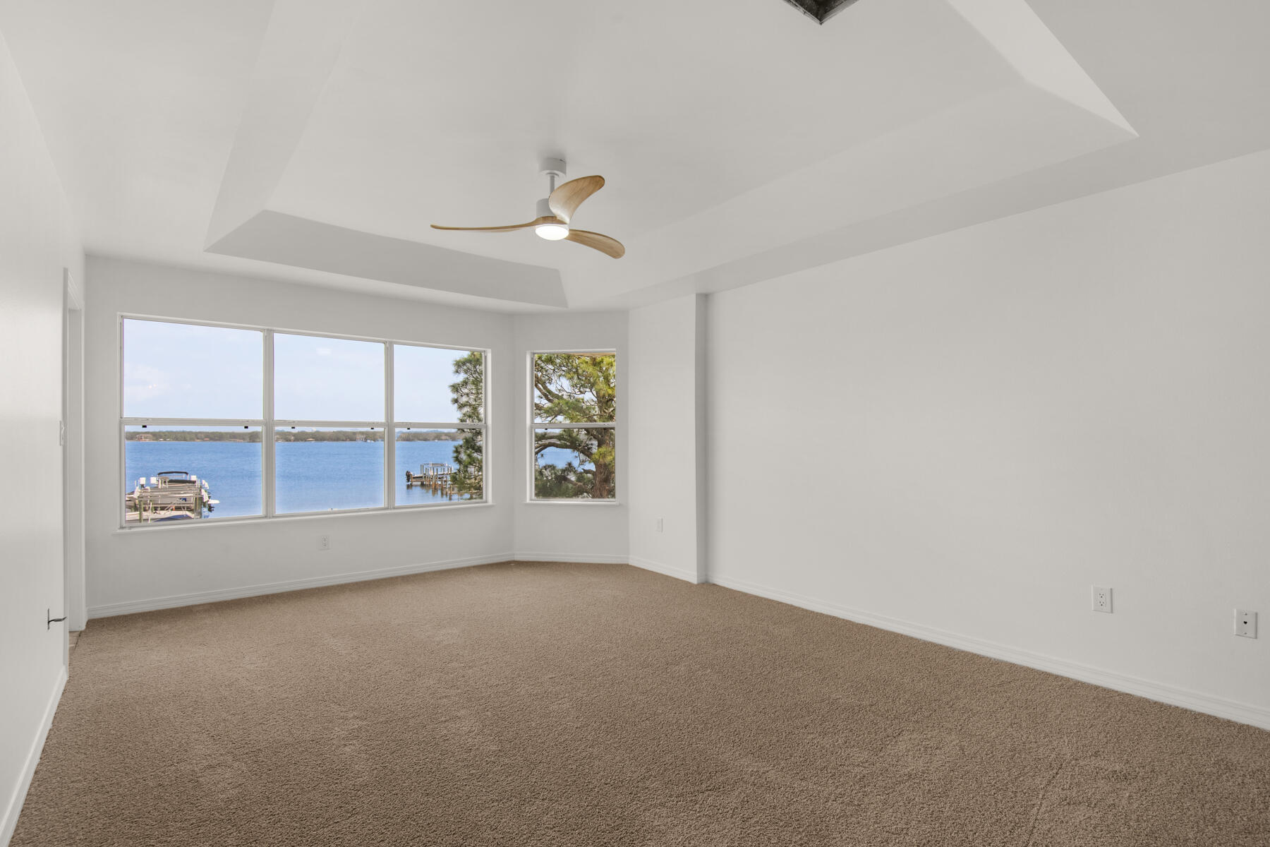 PELICAN COVE T/H - Residential
