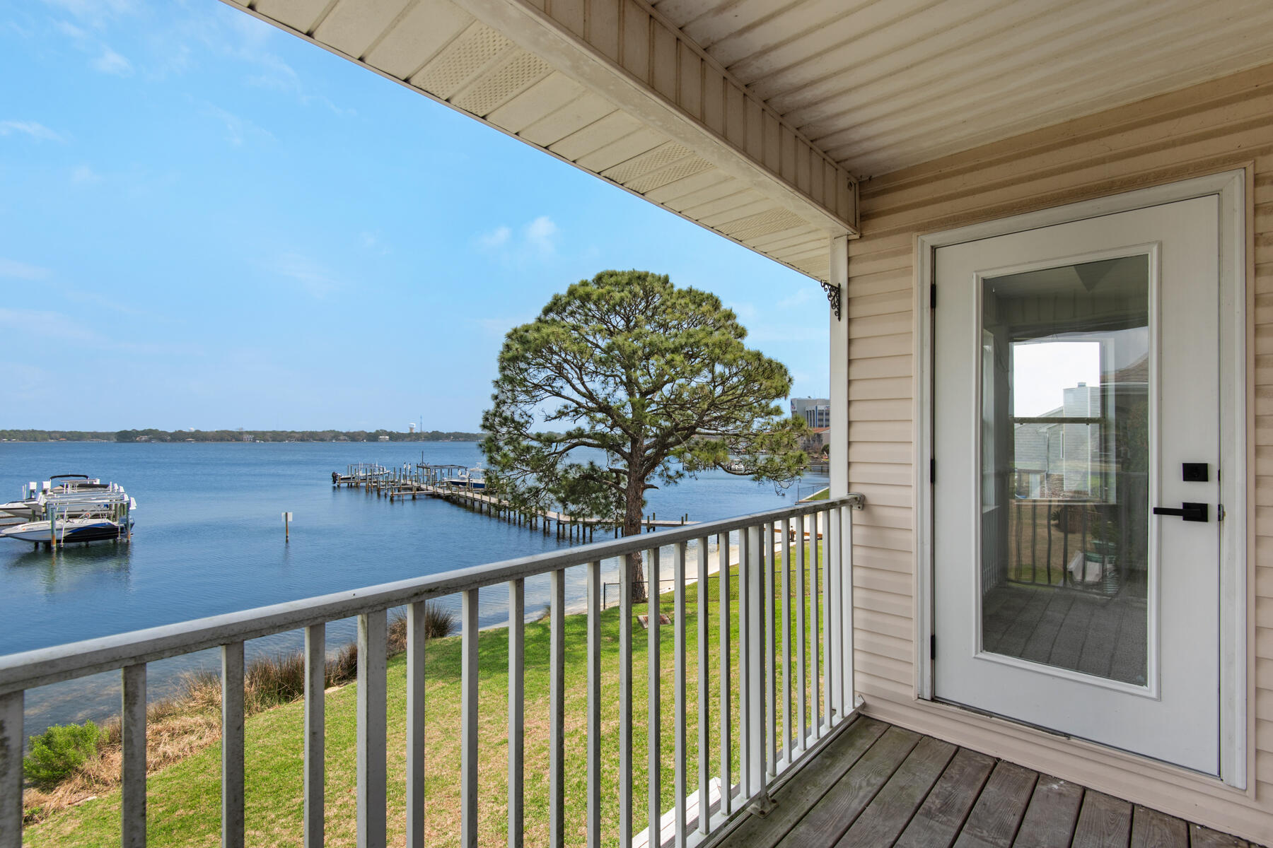 PELICAN COVE T/H - Residential
