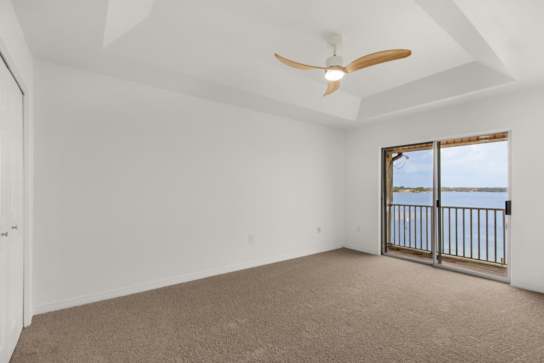 PELICAN COVE T/H - Residential