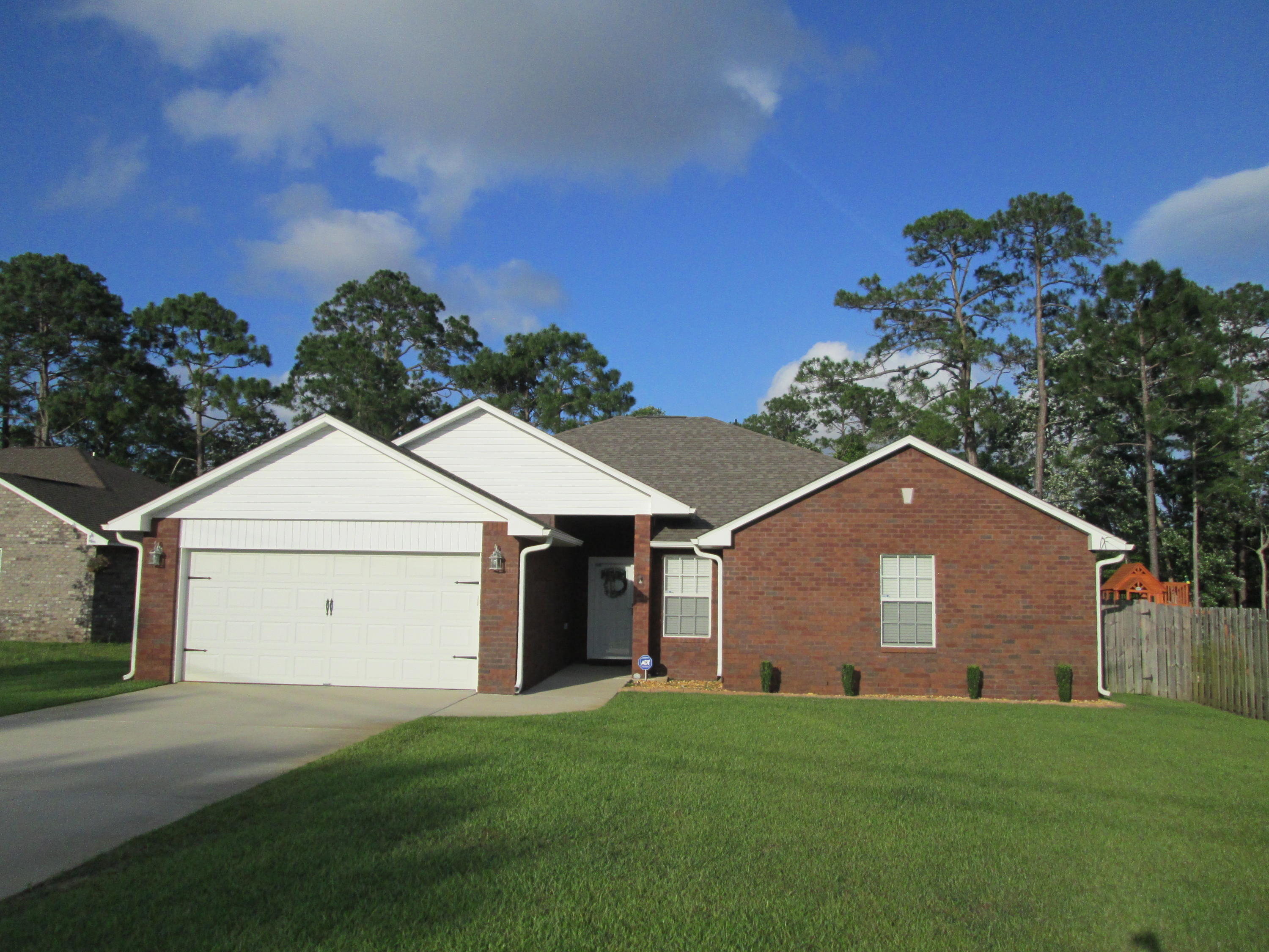 DIANE'S LANDING - Residential