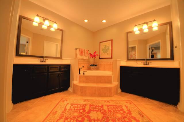 CARIBBEAN VILLAGE 1C - Residential