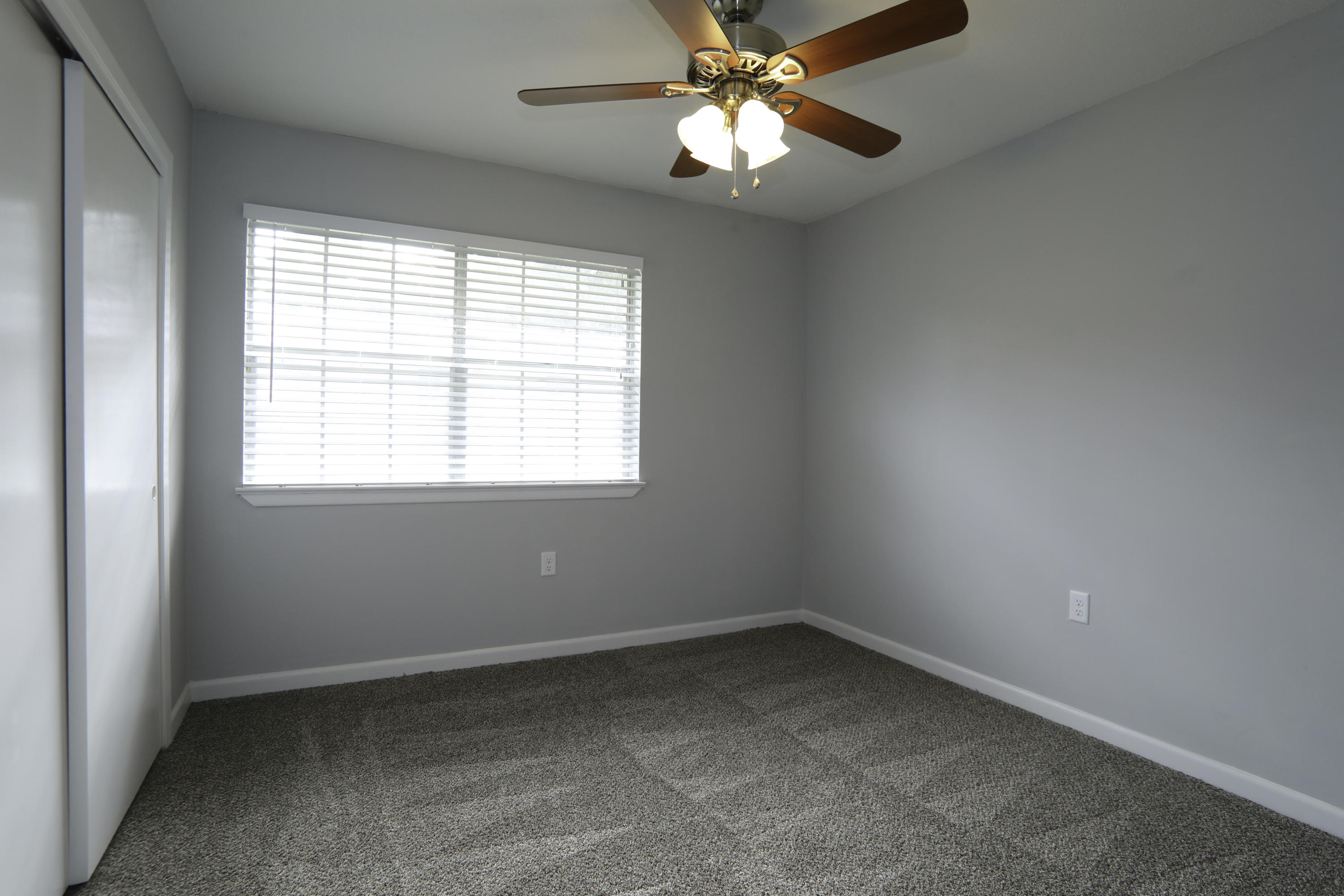 LAKE LORRAINE ESTATES 1 - Residential