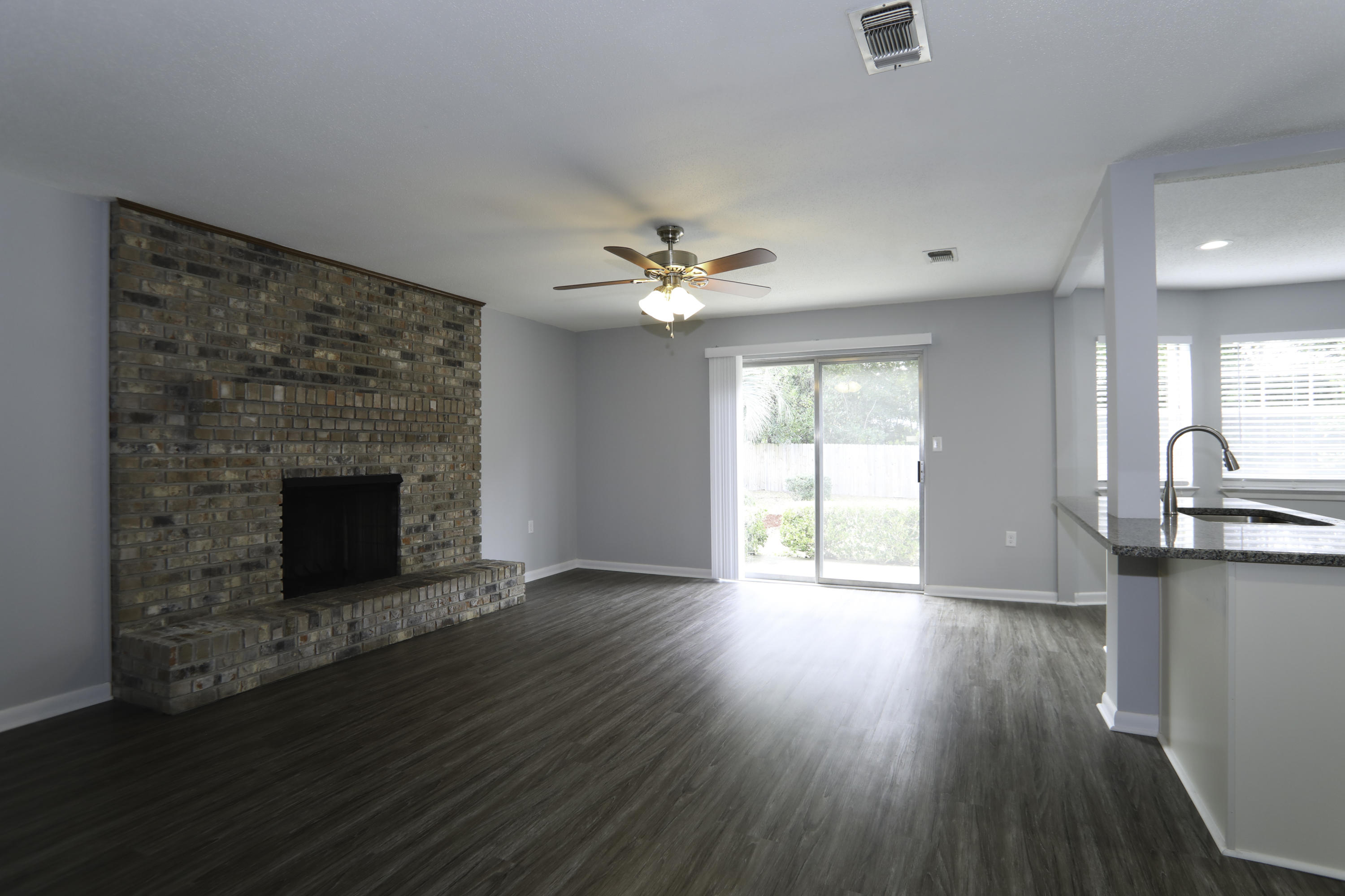 LAKE LORRAINE ESTATES 1 - Residential