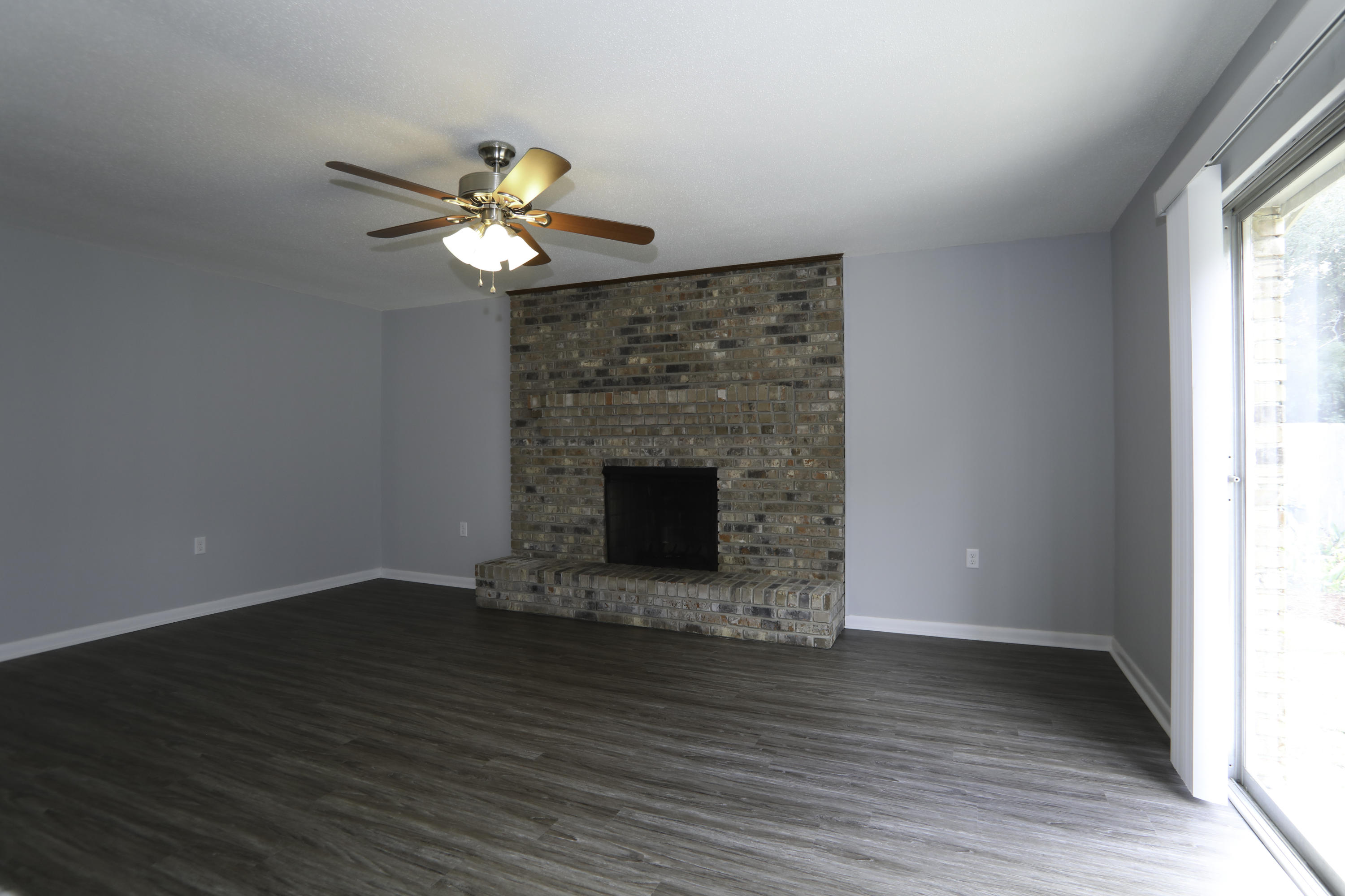 LAKE LORRAINE ESTATES 1 - Residential