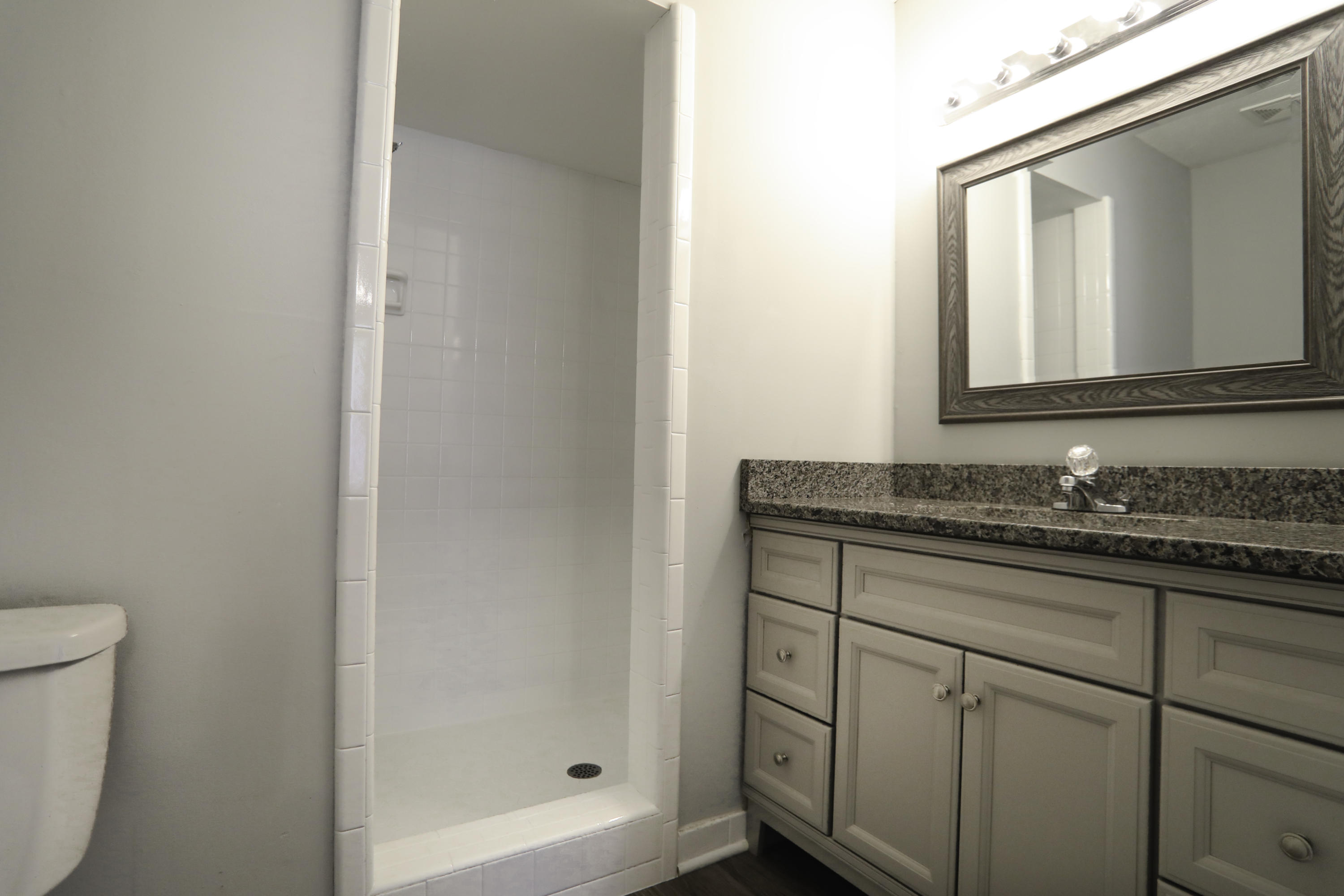 LAKE LORRAINE ESTATES 1 - Residential