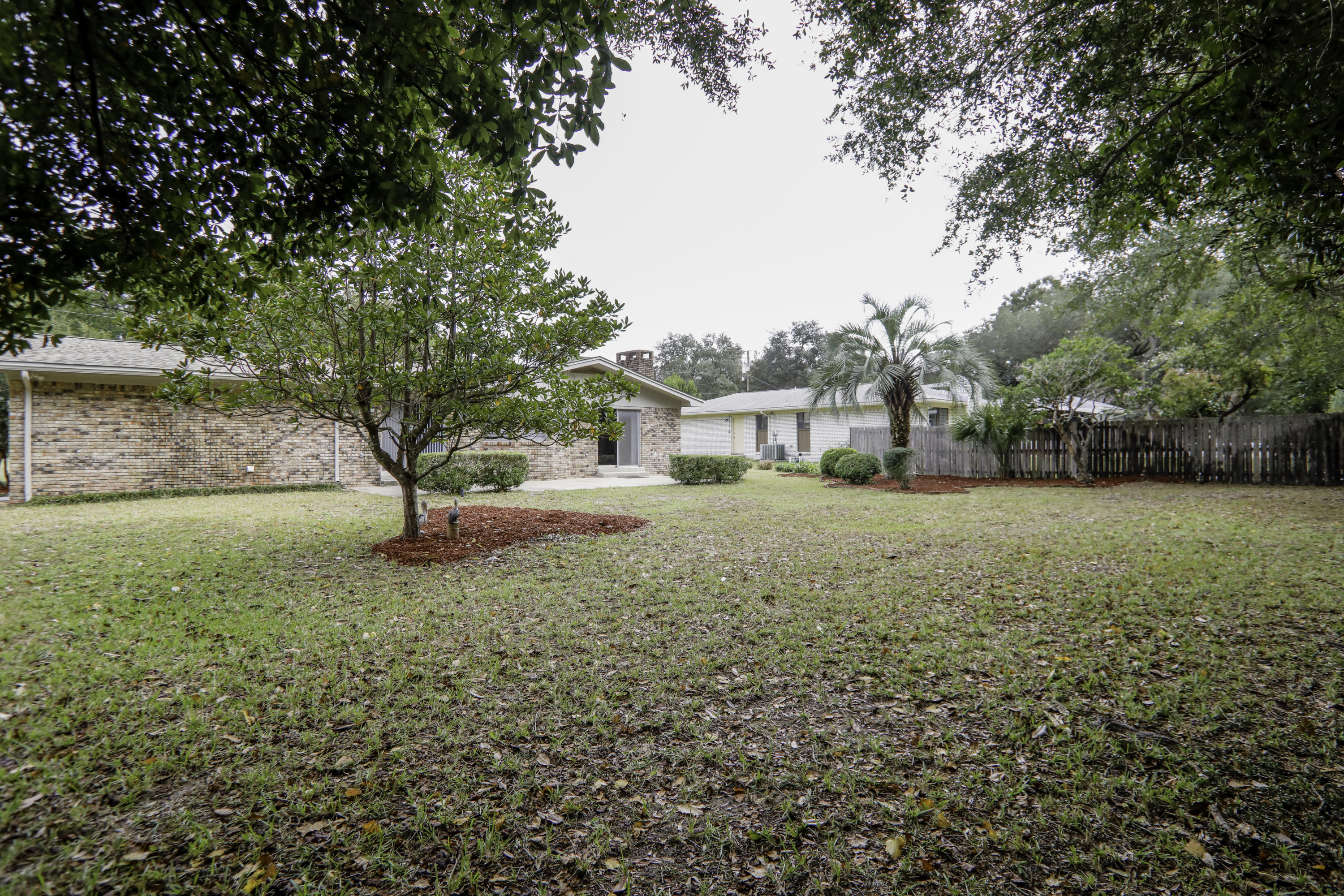 LAKE LORRAINE ESTATES 1 - Residential