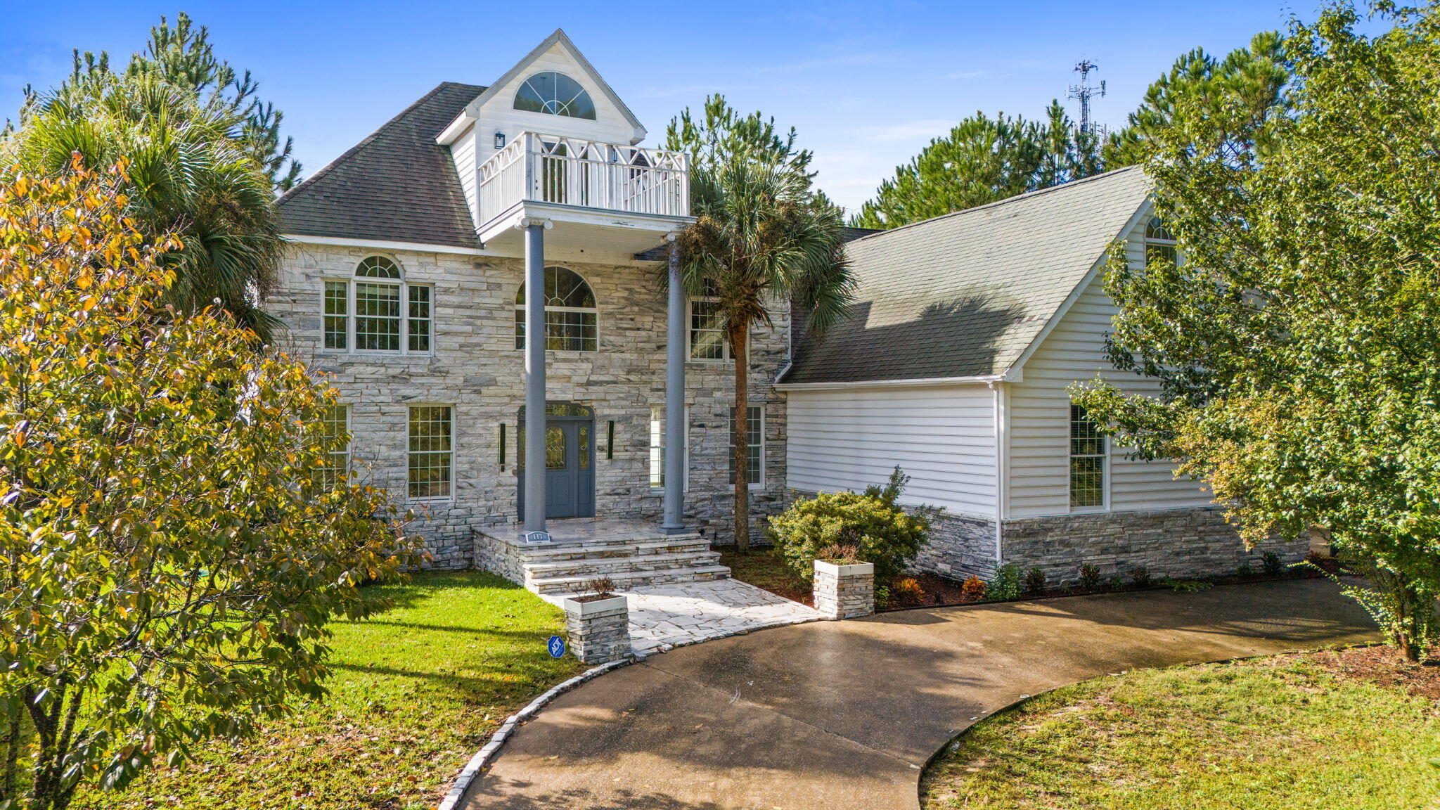 CANO ESTATES - Residential