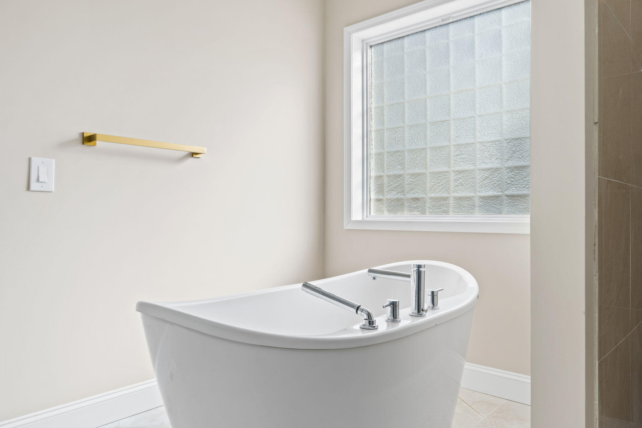 CANO ESTATES - Residential