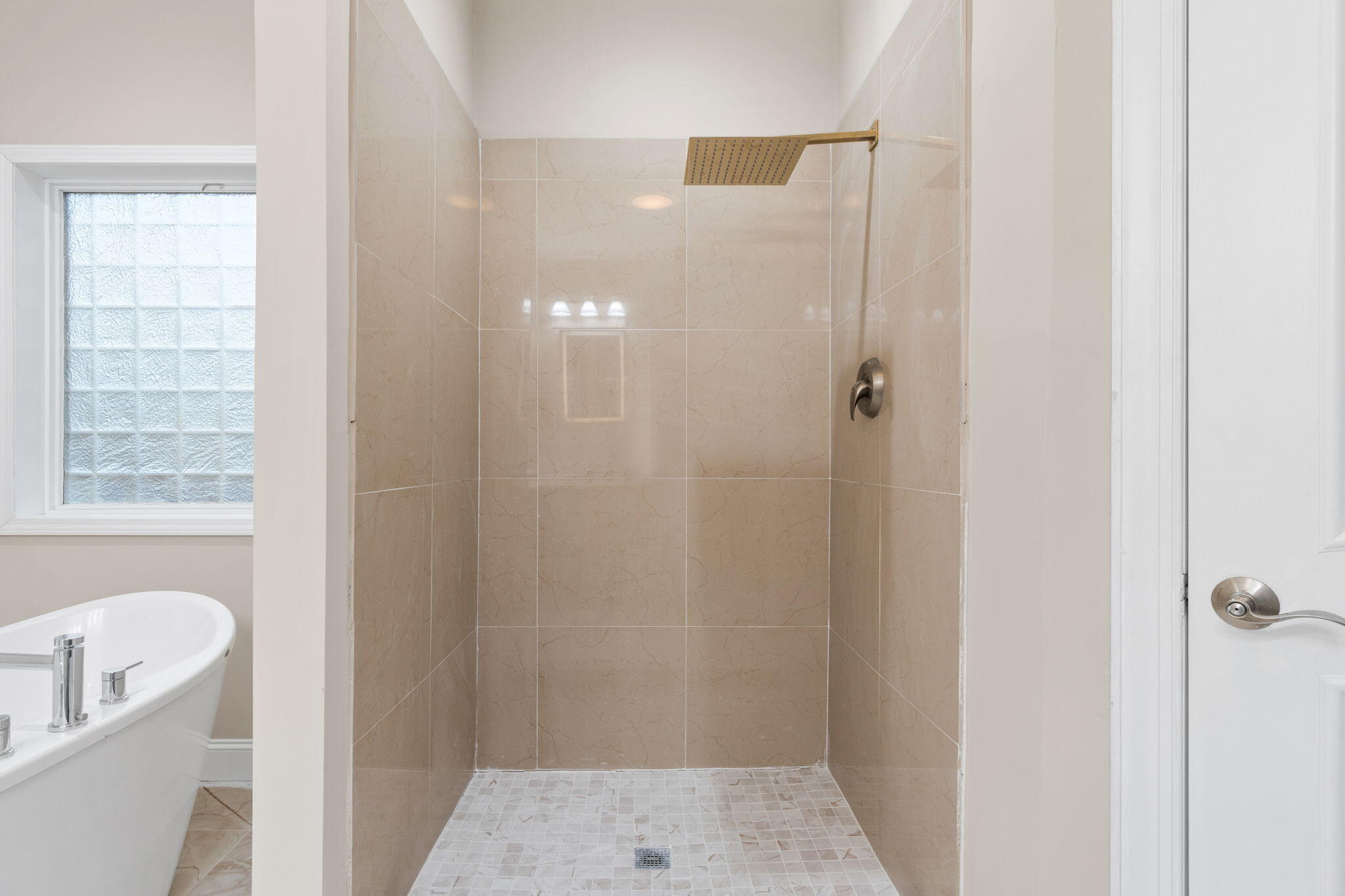 CANO ESTATES - Residential