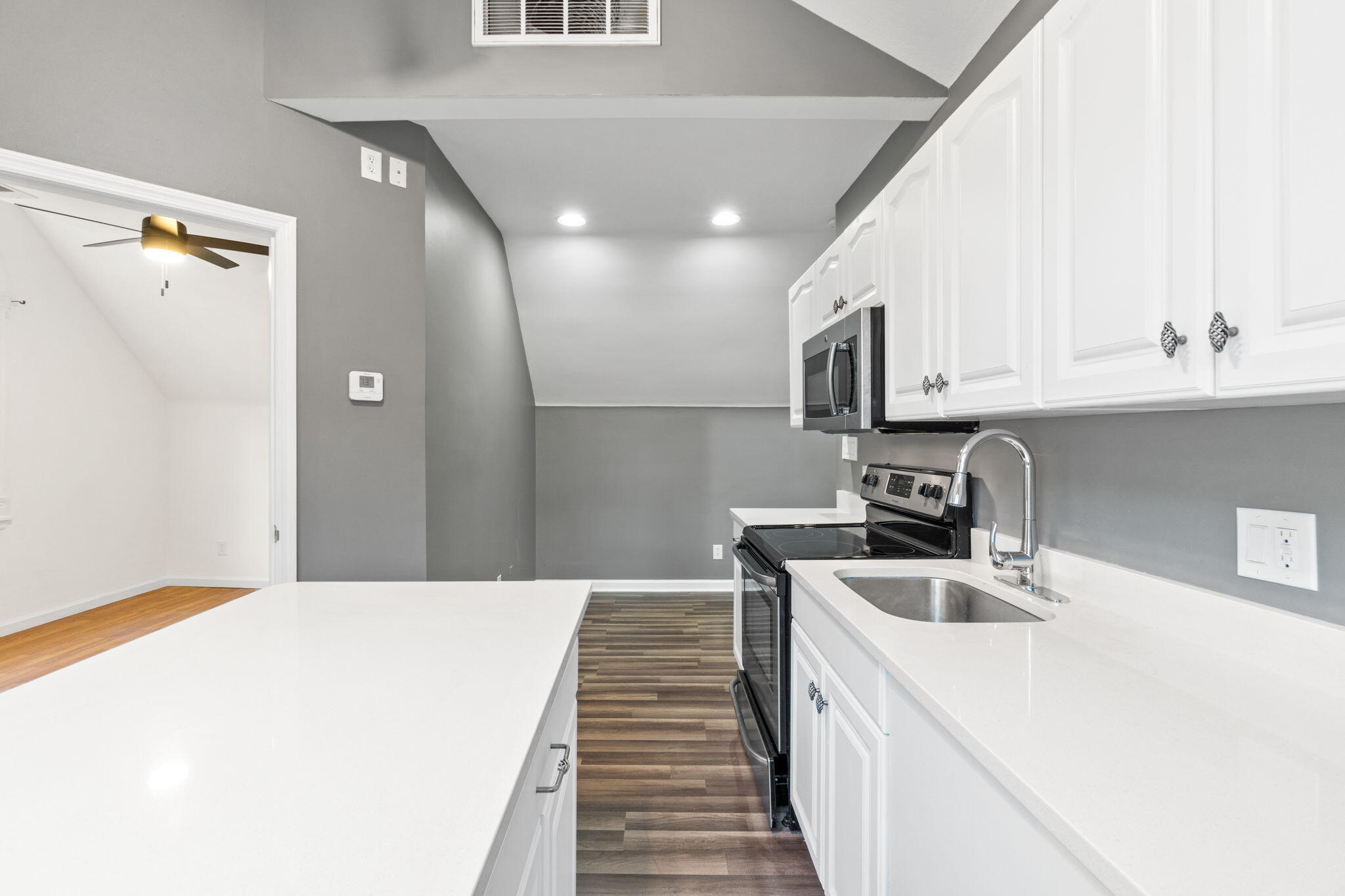 CANO ESTATES - Residential