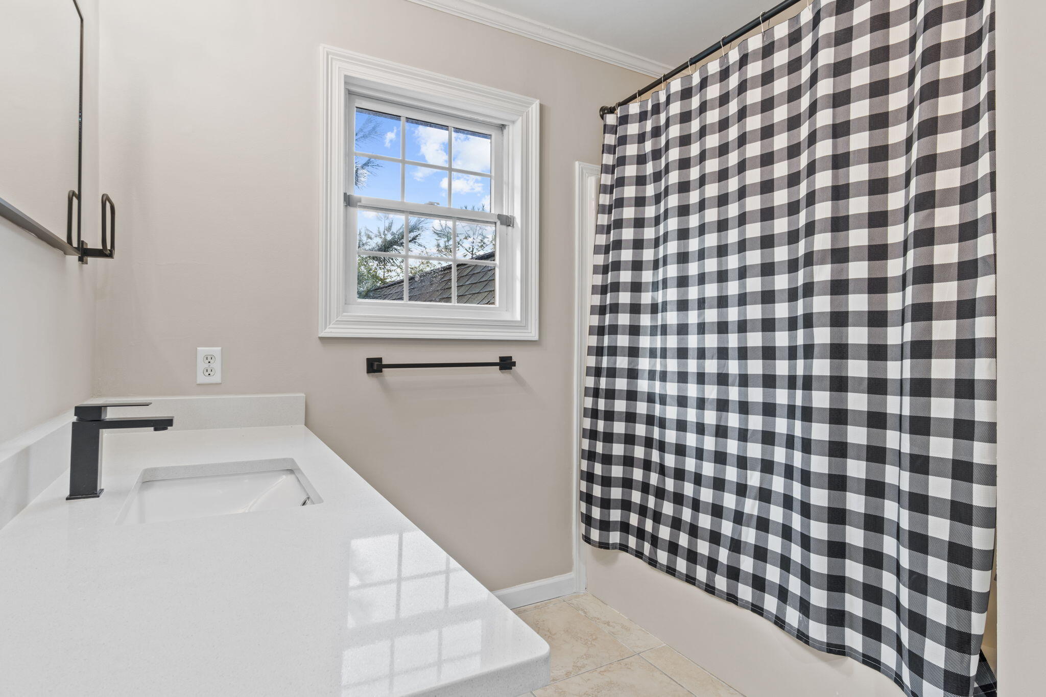 CANO ESTATES - Residential