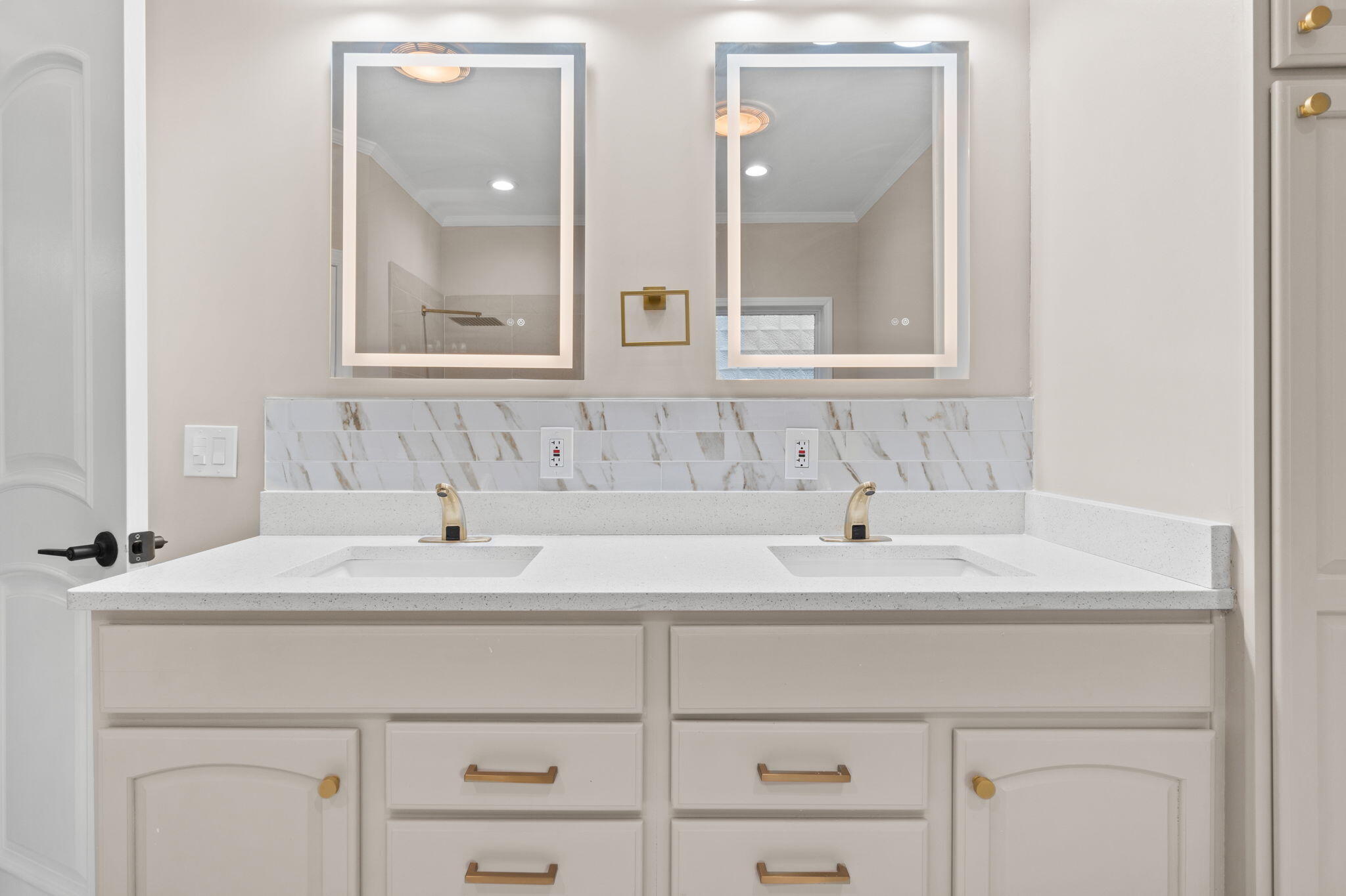 CANO ESTATES - Residential