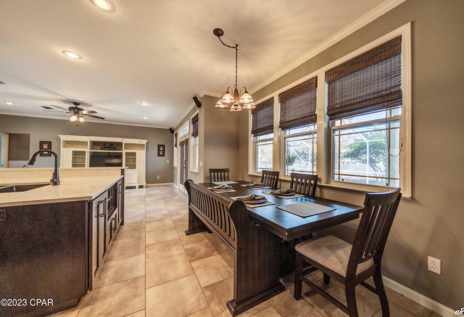 COLONY CLUB HARBOUR PH 3 - Residential