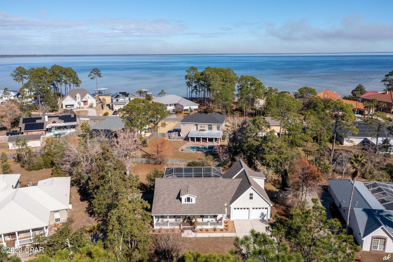 COLONY CLUB HARBOUR PH 3 - Residential